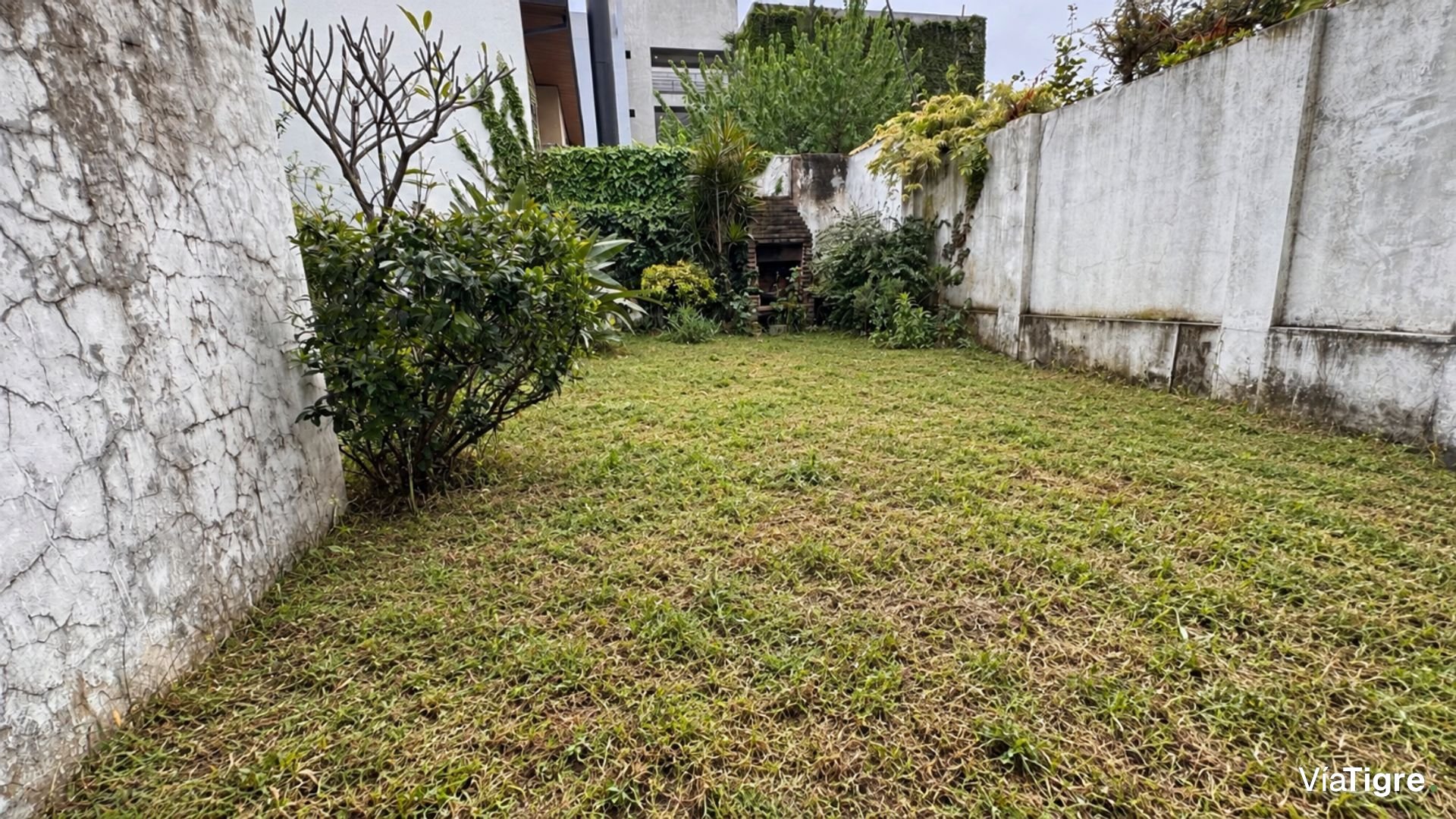 Casa 6 amb venta Florida V. López con parrilla