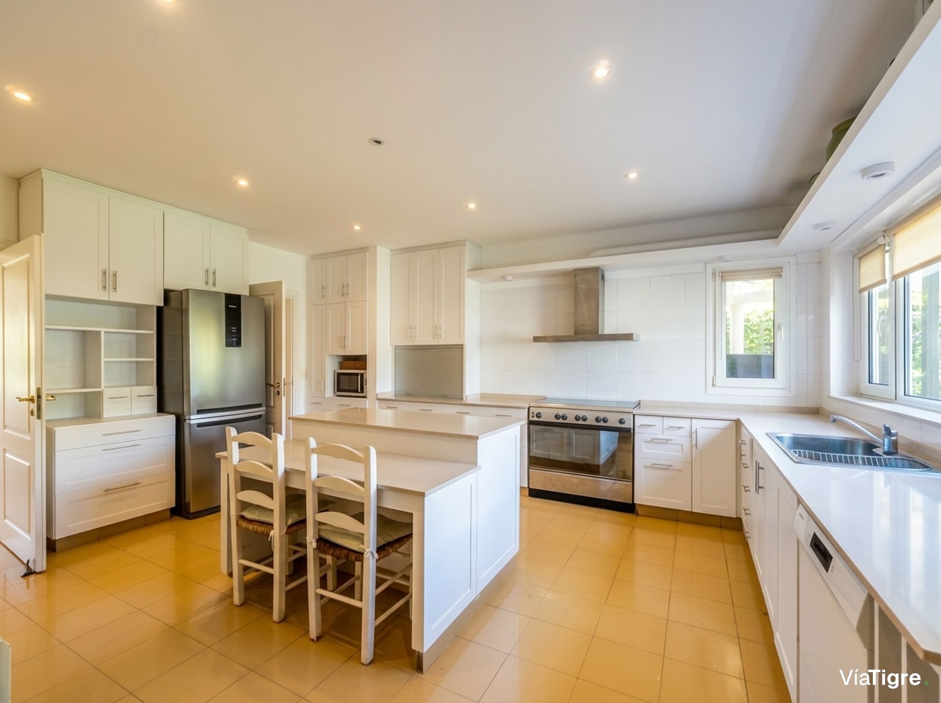 Venta casa en Laguna del Sol