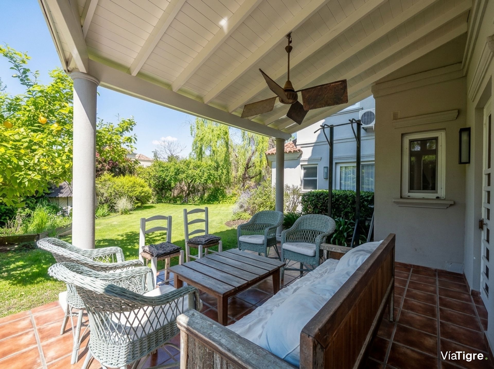 Venta casa en Laguna del Sol