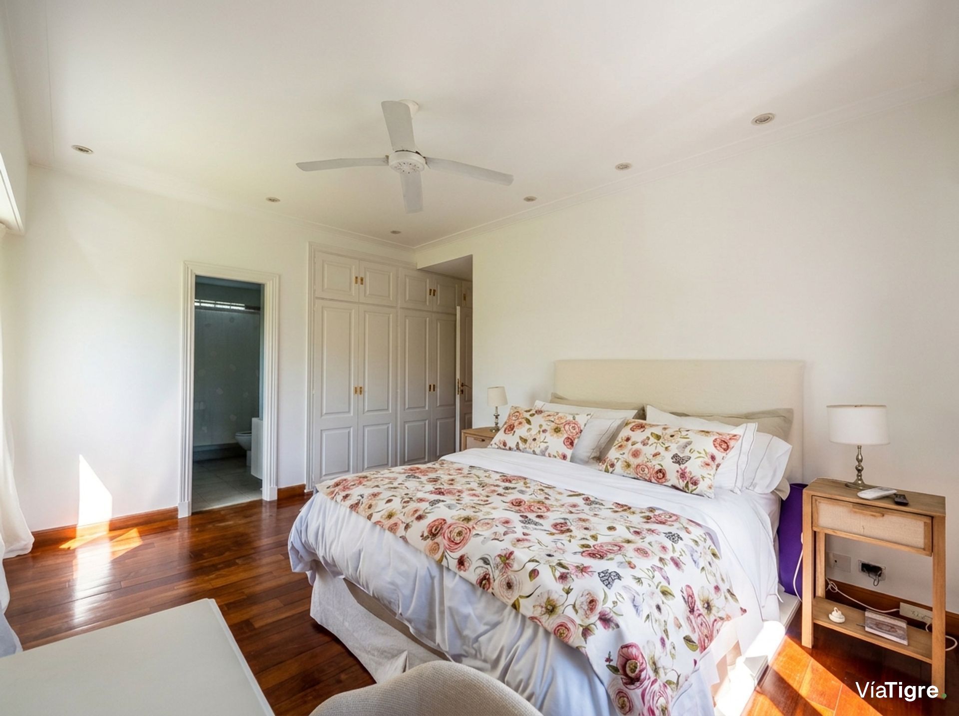 Venta casa en Laguna del Sol