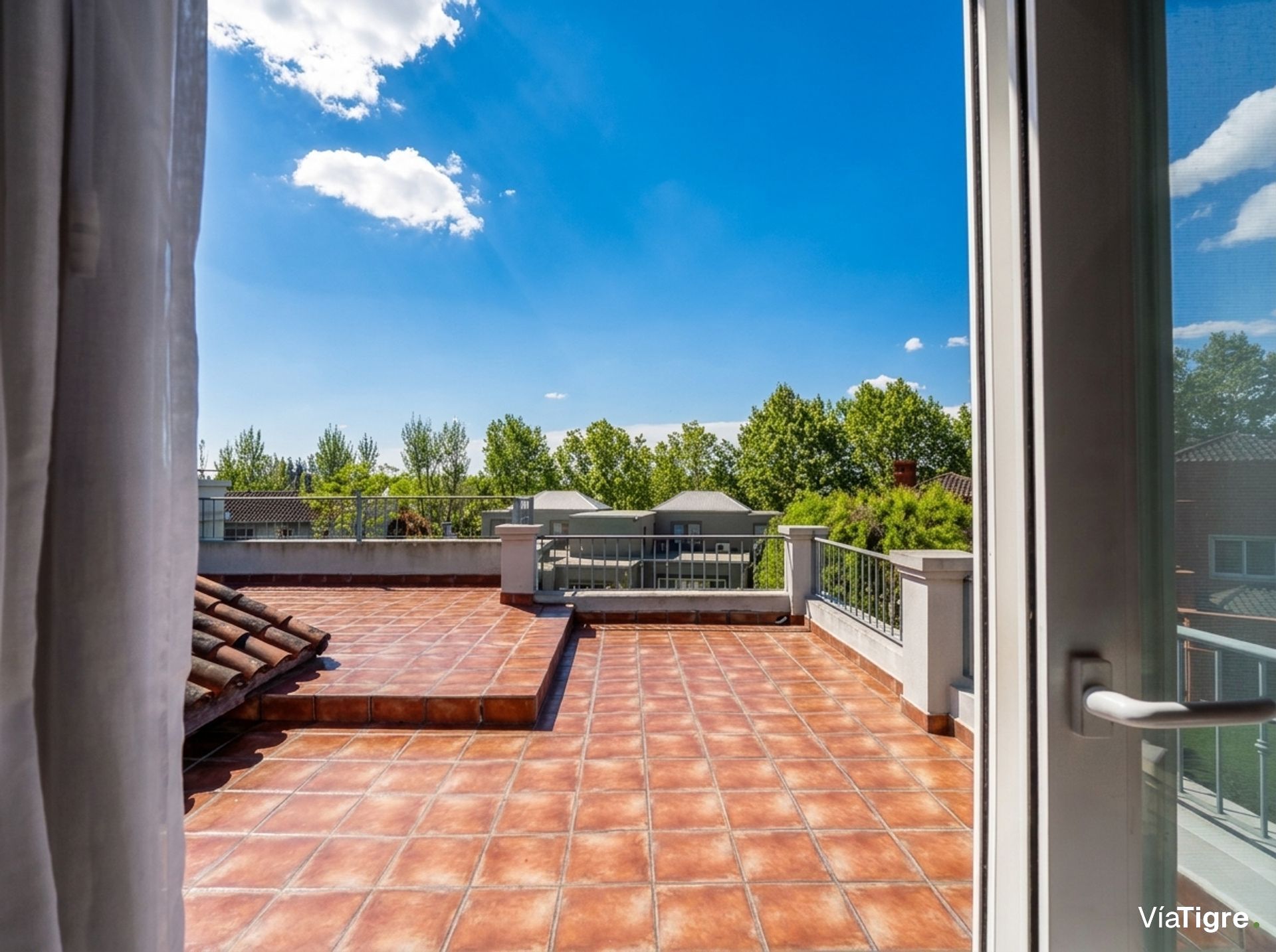 Venta casa en Laguna del Sol