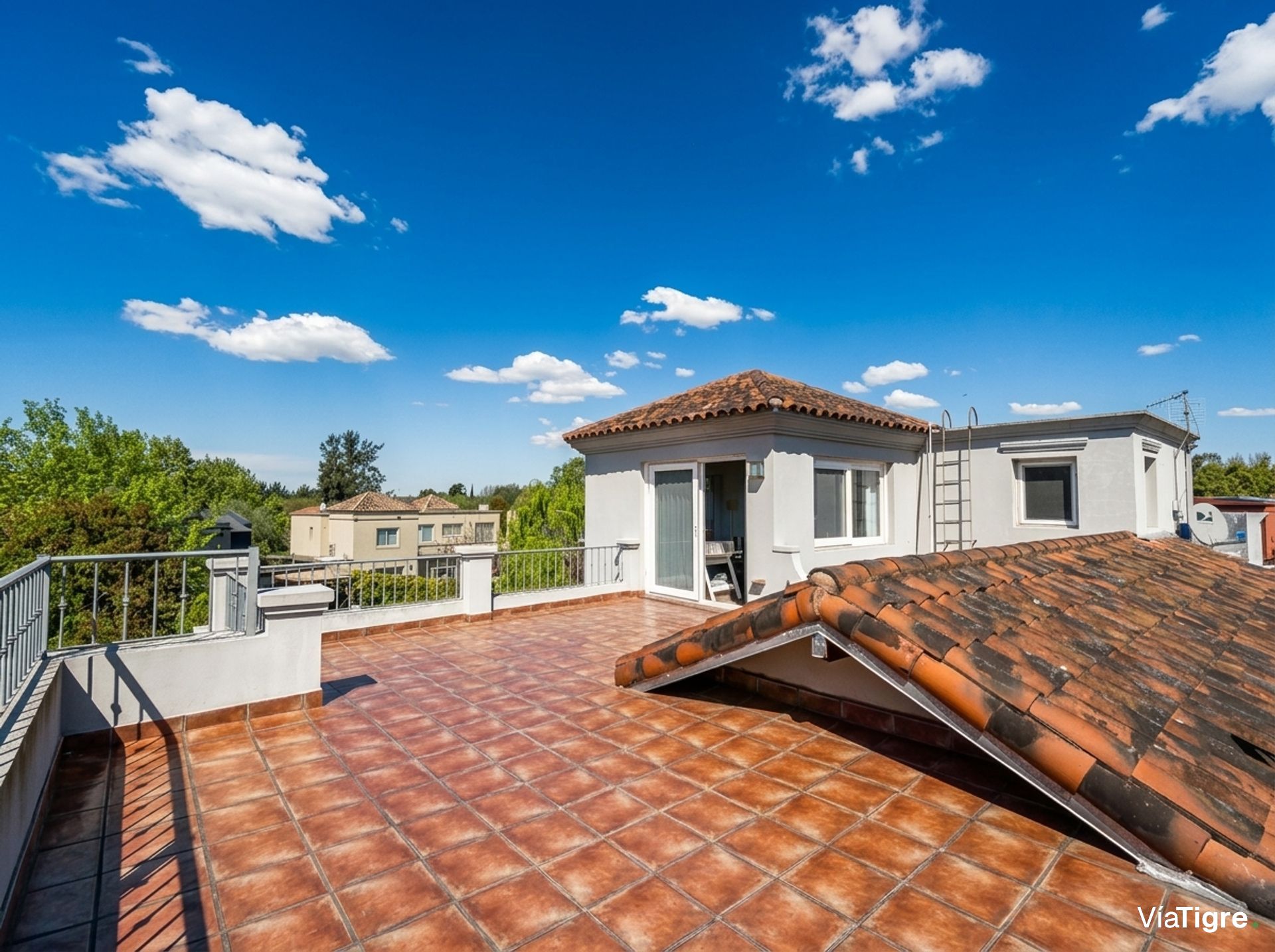 Venta casa en Laguna del Sol