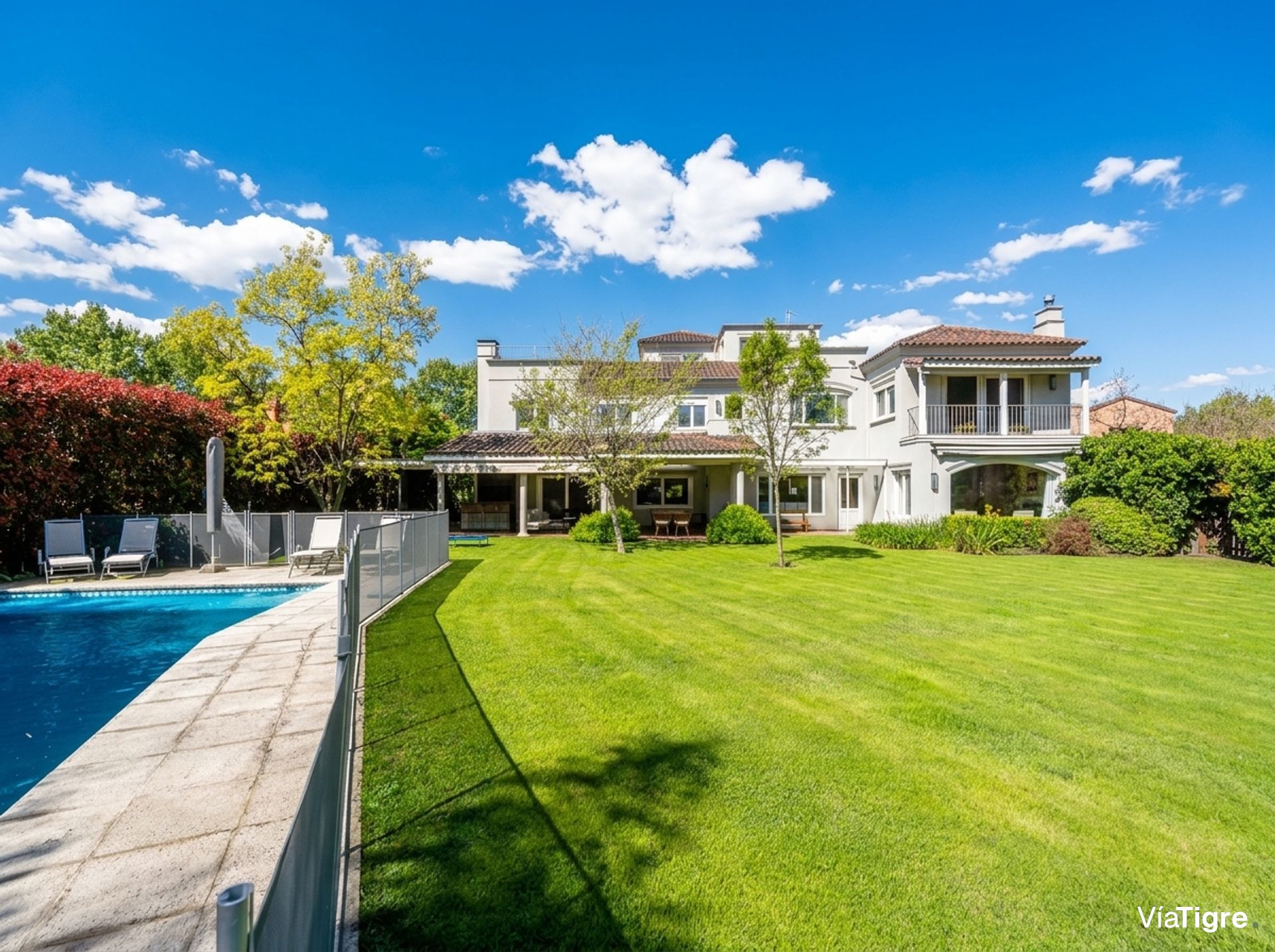 Venta casa en Laguna del Sol