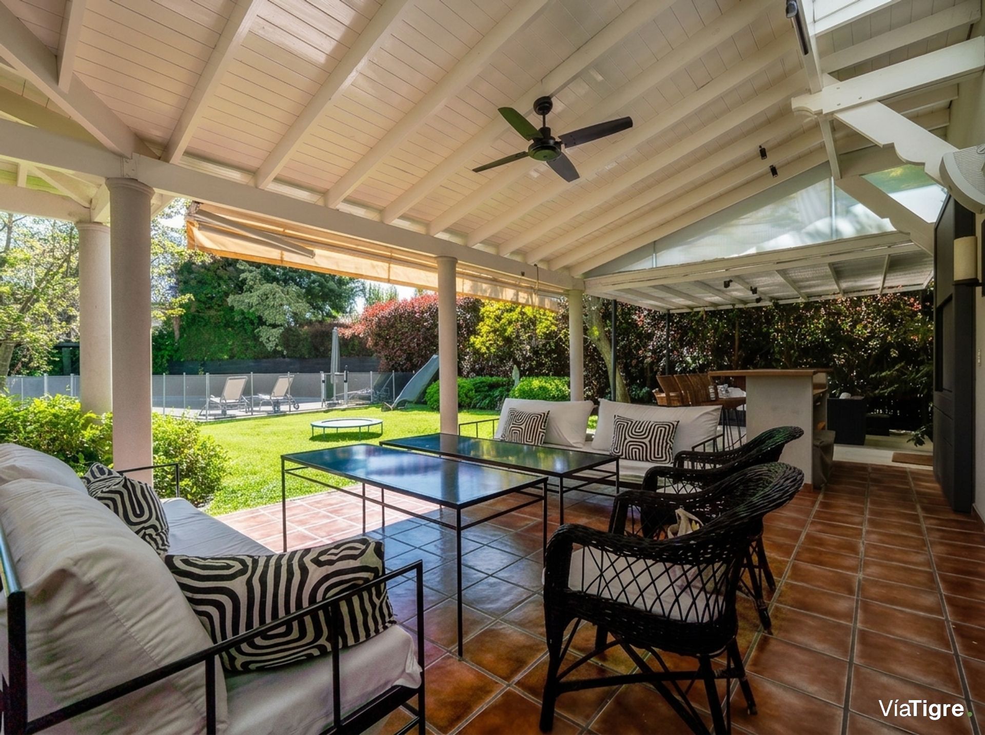 Venta casa en Laguna del Sol