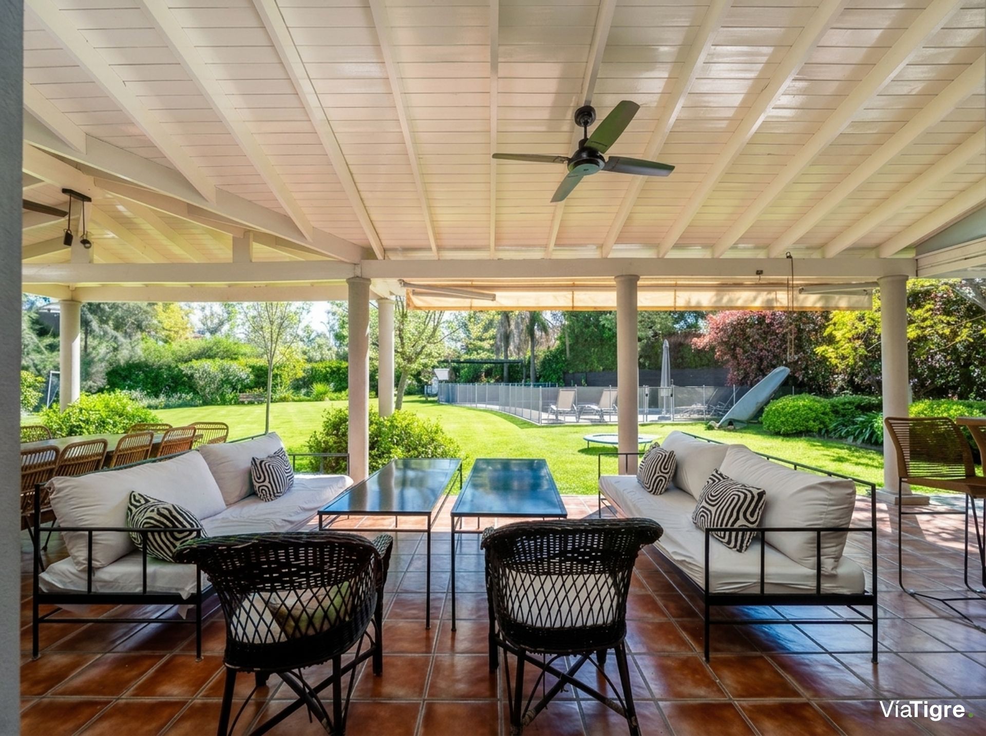 Venta casa en Laguna del Sol