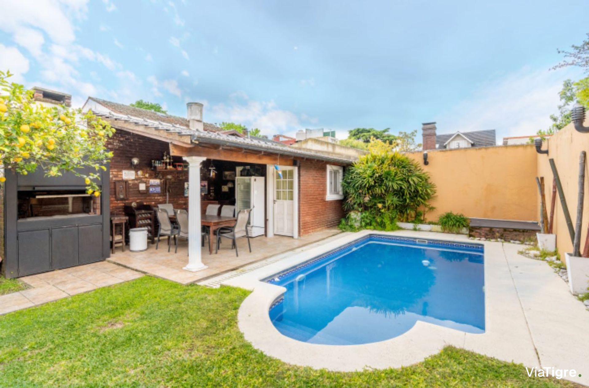 Casa 6 amb c/jardin y pileta en venta Olivos Golf