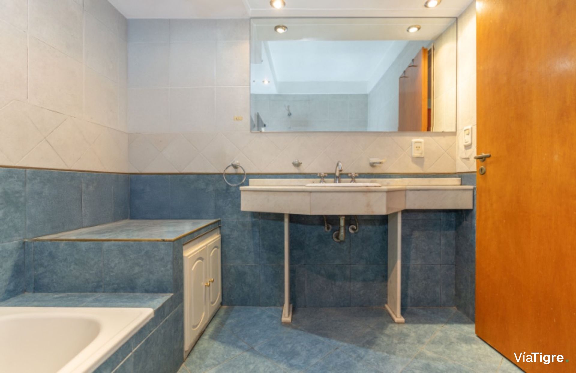 Casa 6 amb c/jardin y pileta en venta Olivos Golf