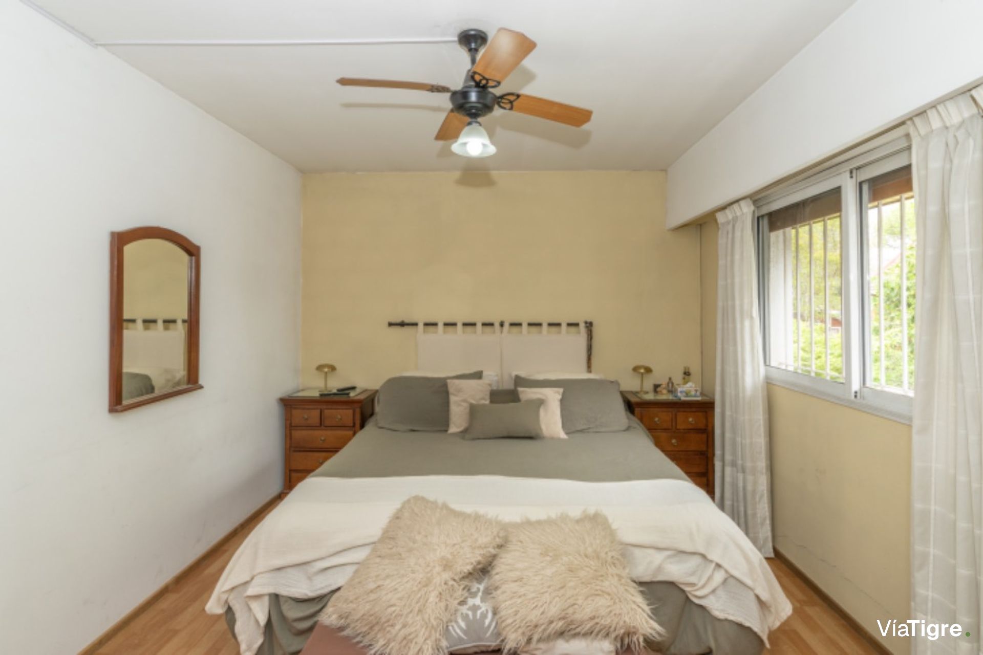 Casa 6 amb c/jardin y pileta en venta Olivos Golf
