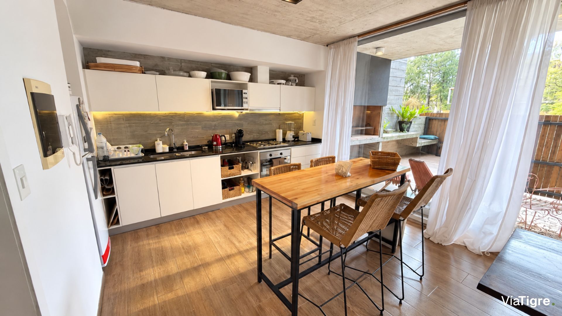 Venta De Departamento / Duplex 3 Amb. Punta Chica