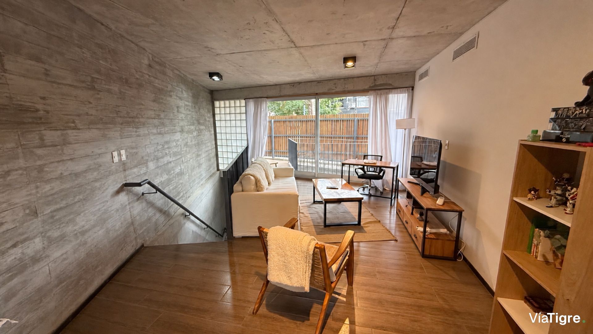 Venta De Departamento / Duplex 3 Amb. Punta Chica