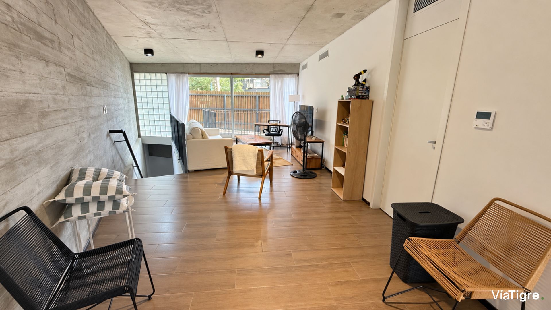 Venta De Departamento / Duplex 3 Amb. Punta Chica