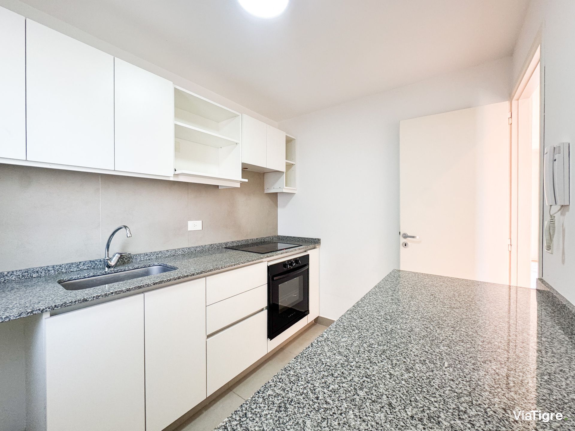 3 ambientes, balcón, parrilla propia y amenities