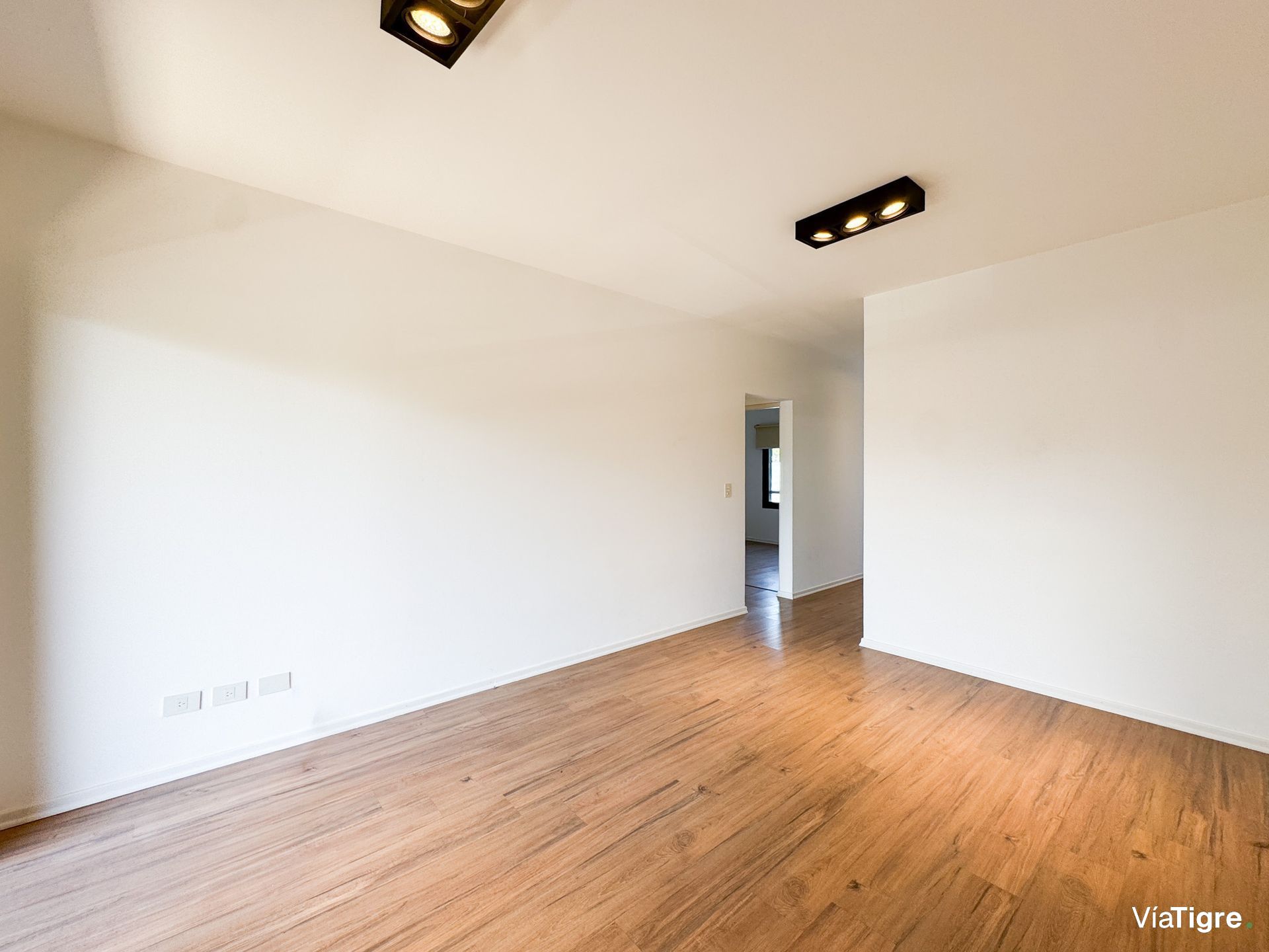 3 ambientes, balcón, parrilla propia y amenities