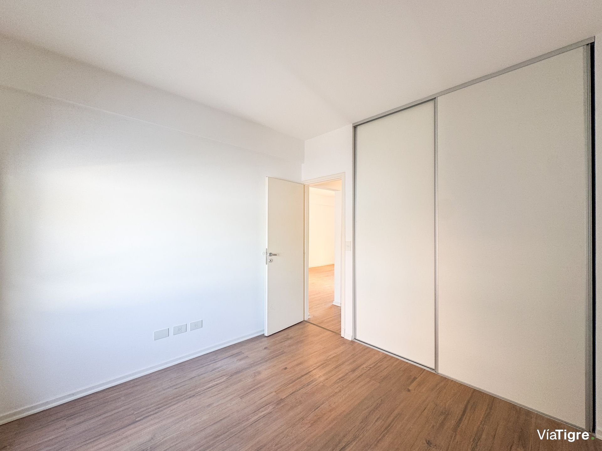 3 ambientes, balcón, parrilla propia y amenities