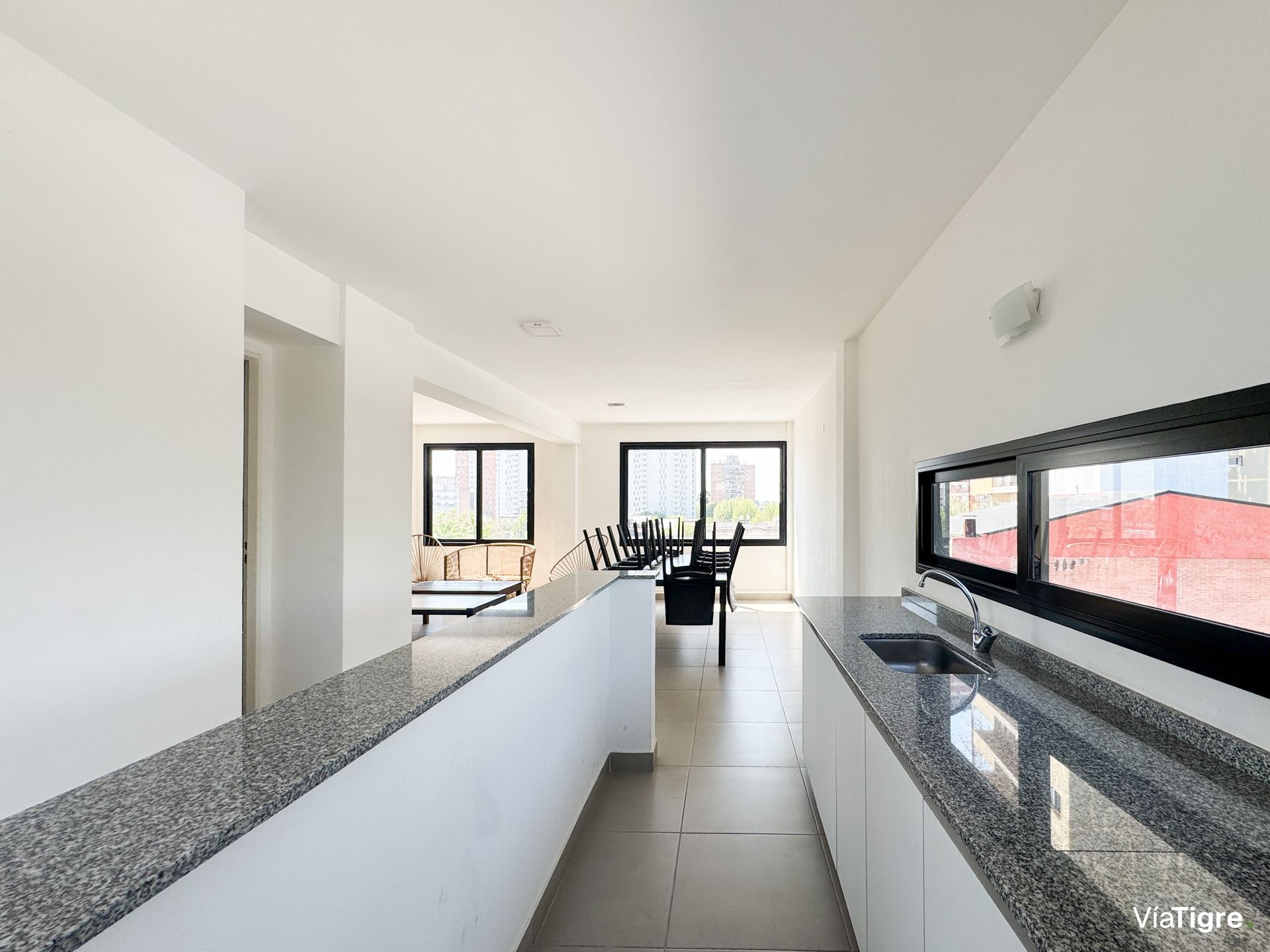 3 ambientes, balcón, parrilla propia y amenities