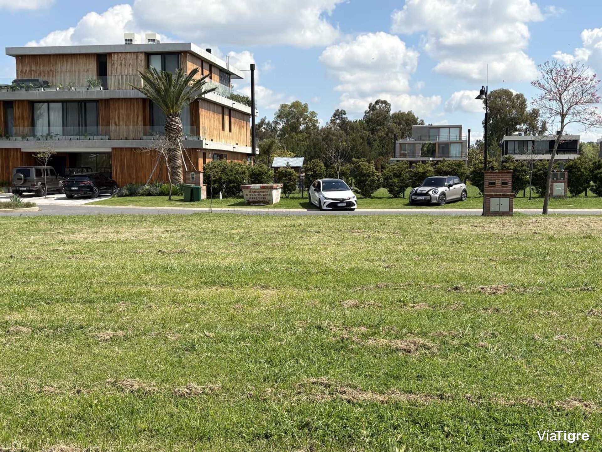 Venta Excte. Lote Al Rio - Barrio El Yatch