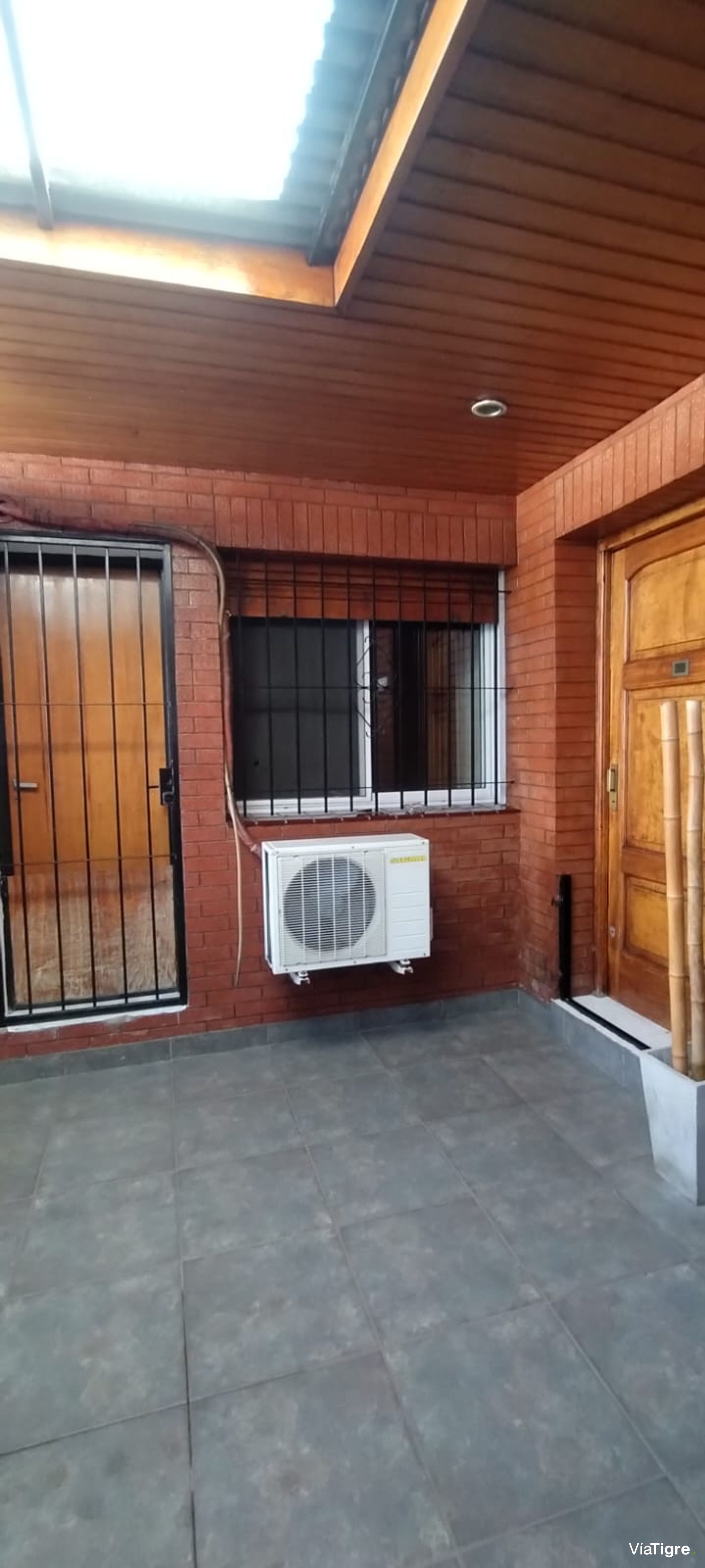 Venta Casa 3 Ambientes Con Cochera Y Quincho