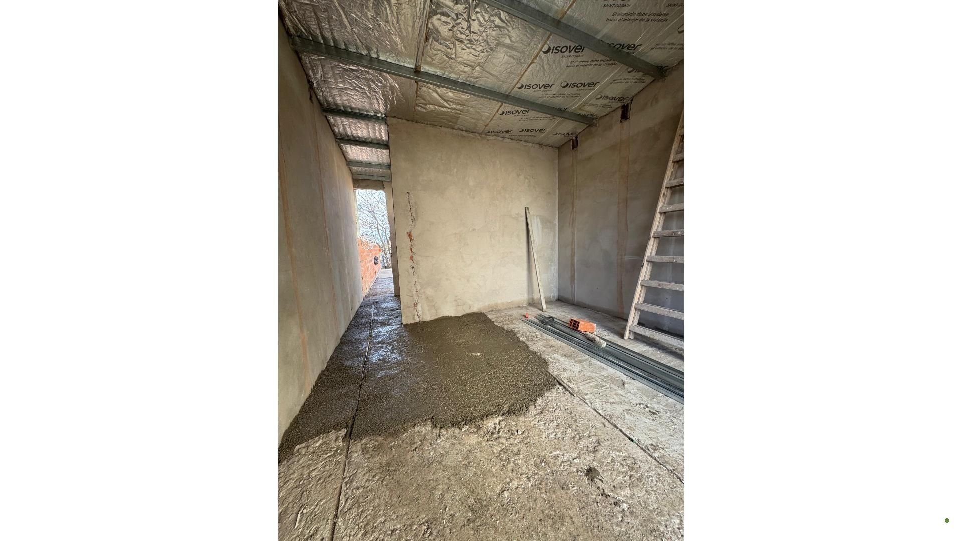 Triplex A Estrenar C/Jardin Y Cochera