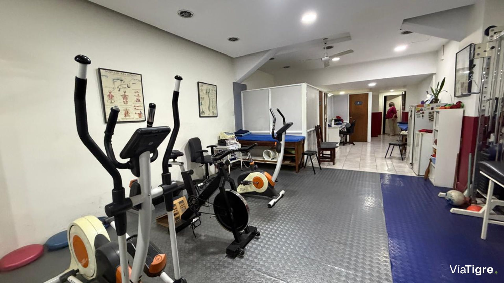 Venta Local / oficina con terraza en San Isidro