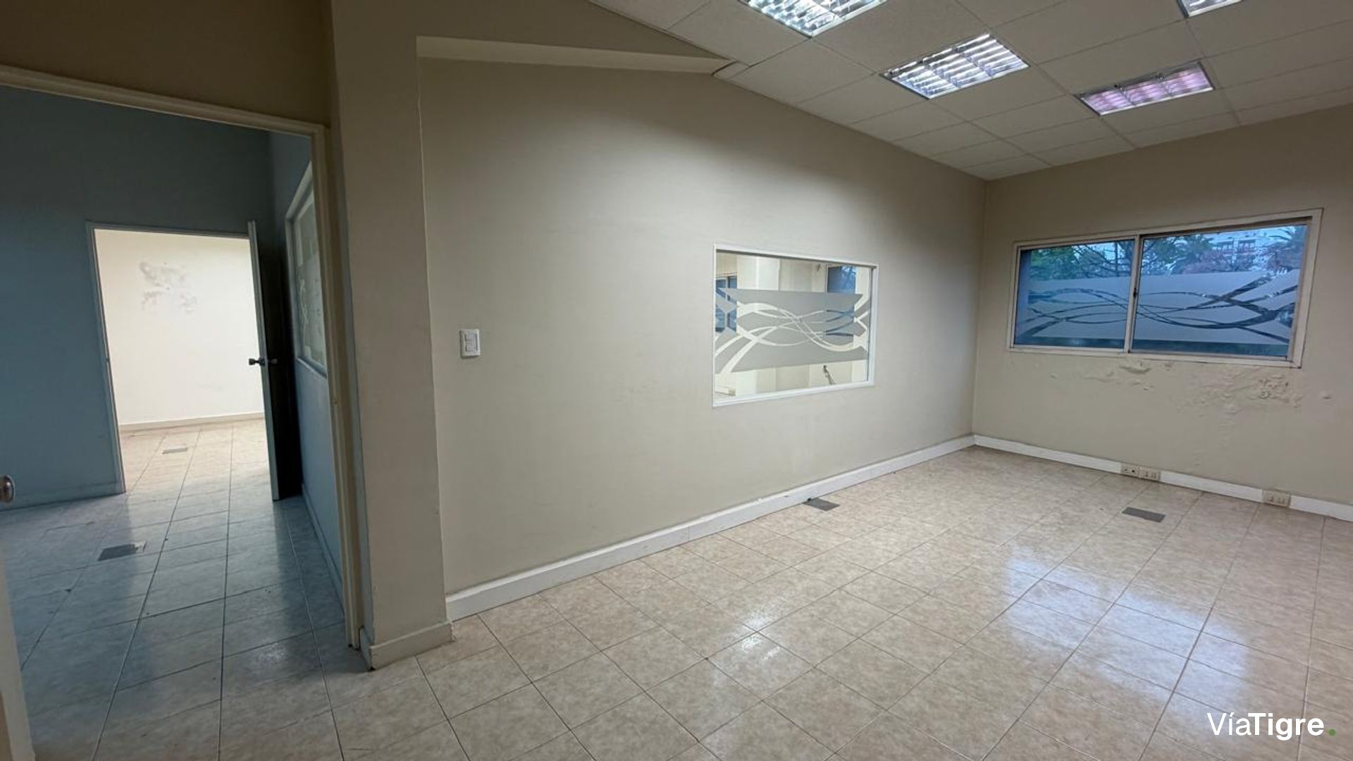 Venta Local / oficina con terraza en San Isidro