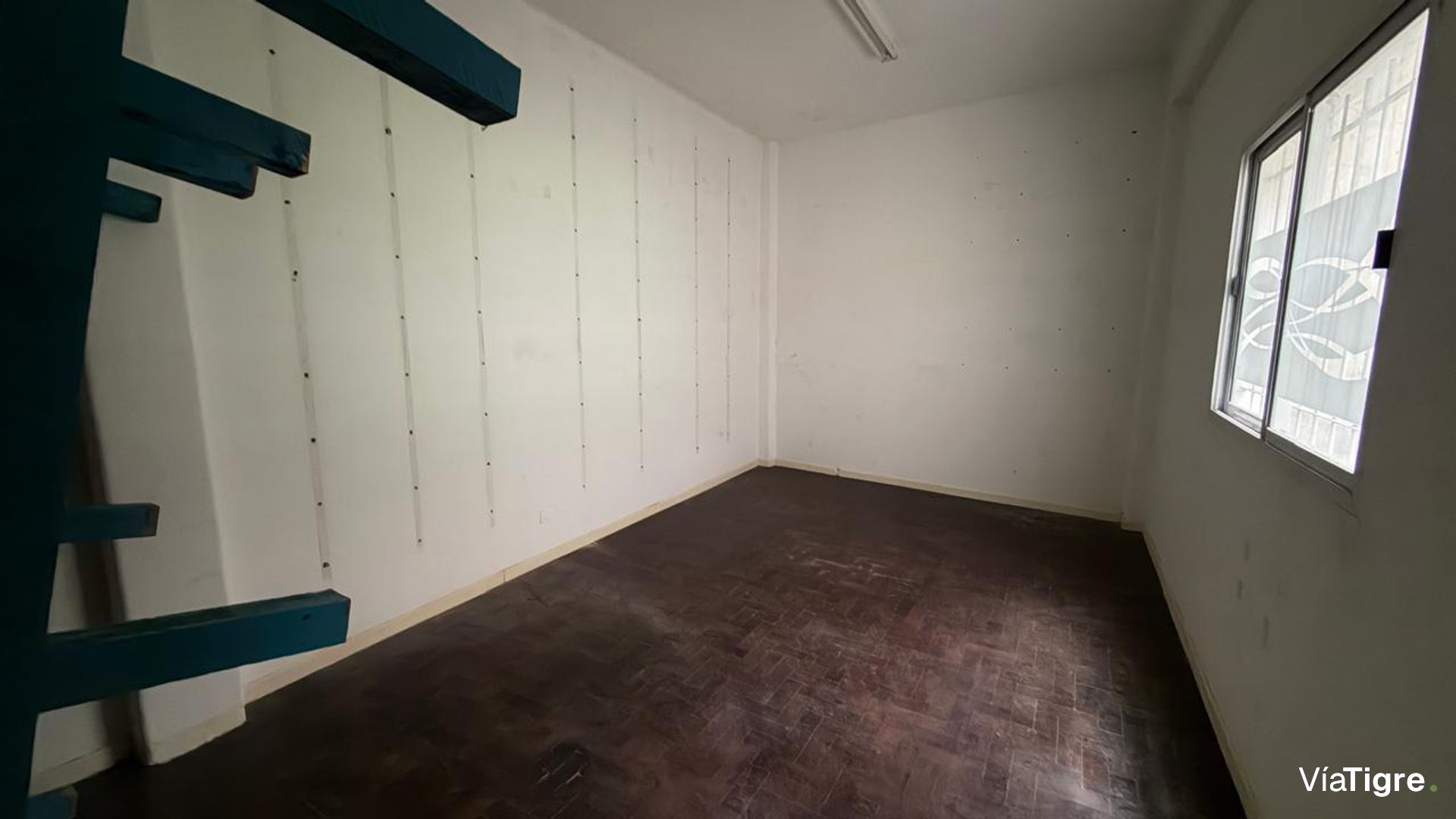 Venta Local / oficina con terraza en San Isidro