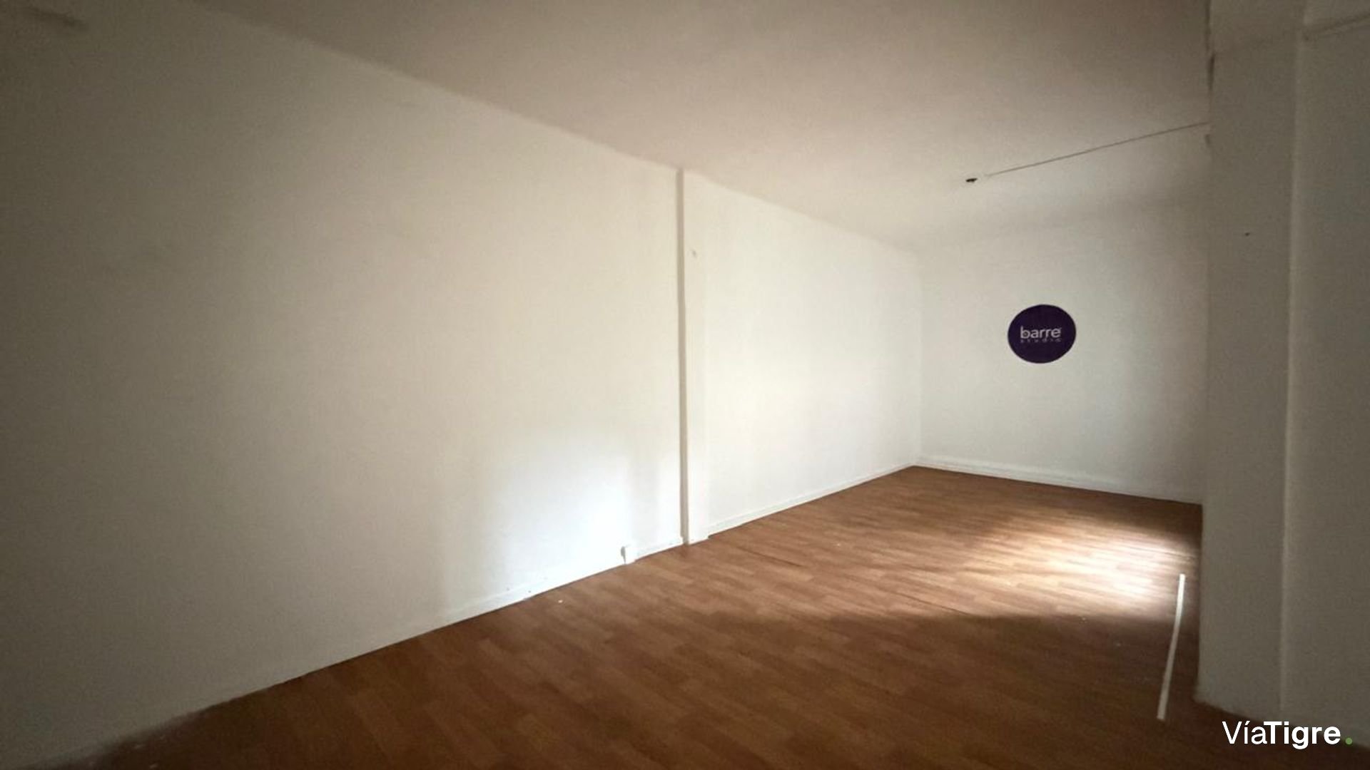 Venta Local / oficina con terraza en San Isidro