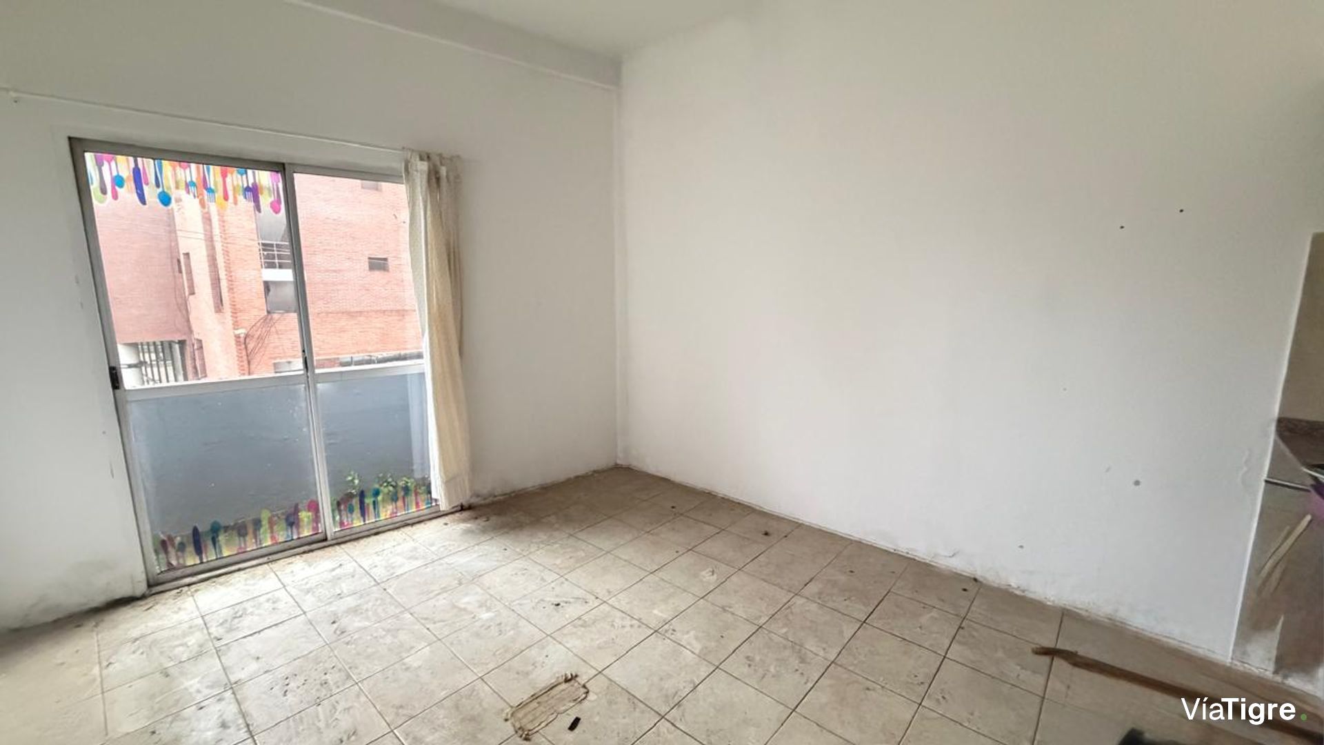 Venta Local / oficina con terraza en San Isidro