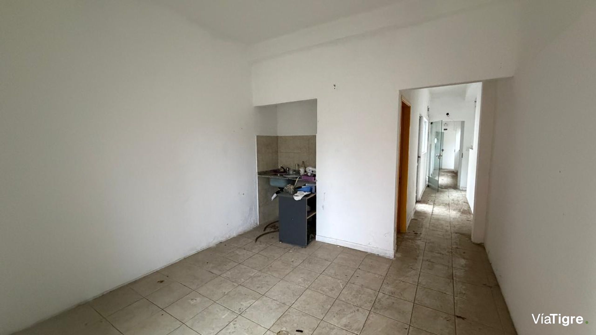 Venta Local / oficina con terraza en San Isidro