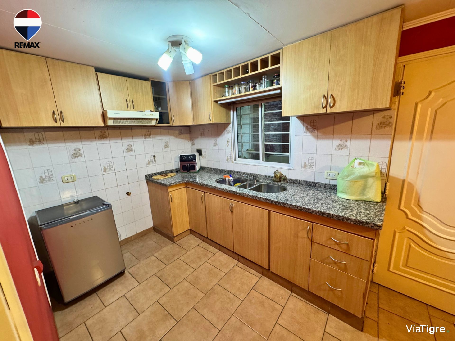 Venta Casa 6 Amb Olivos Cochera