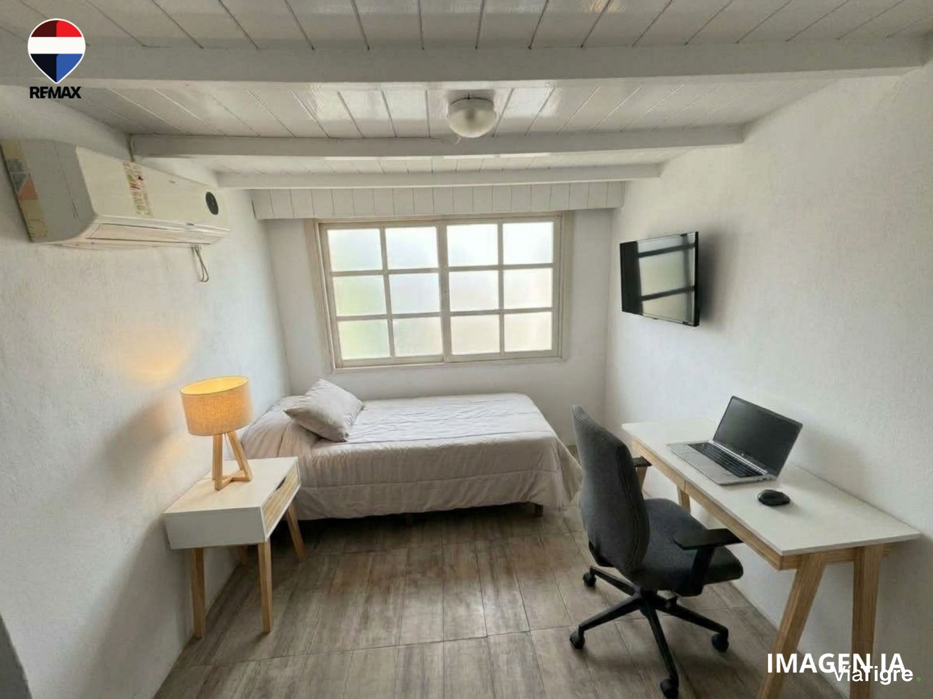 Venta Casa 6 Amb Olivos Cochera