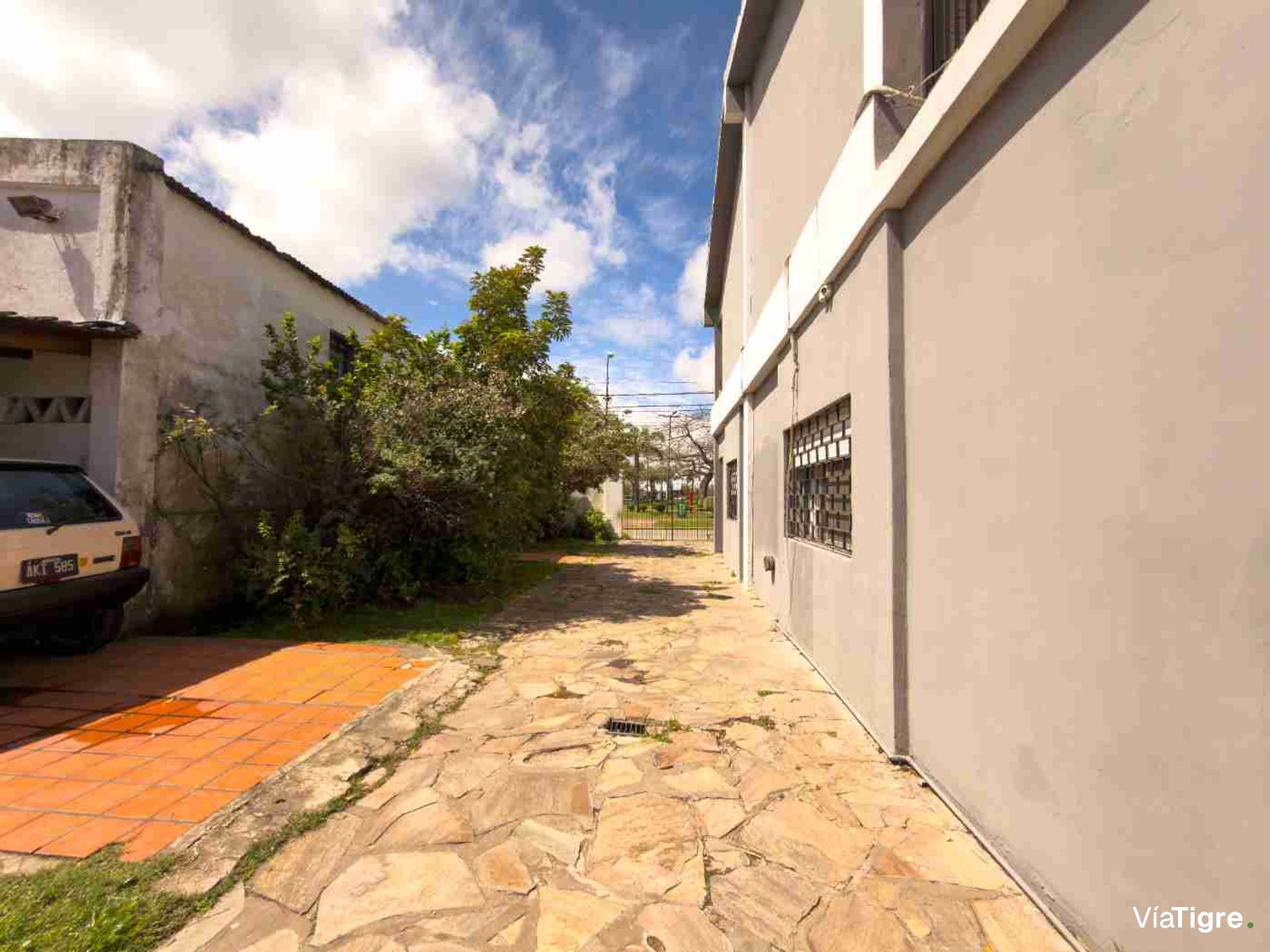 Casa En Venta 5 Ambientes - Don Torcuato C/Cochera