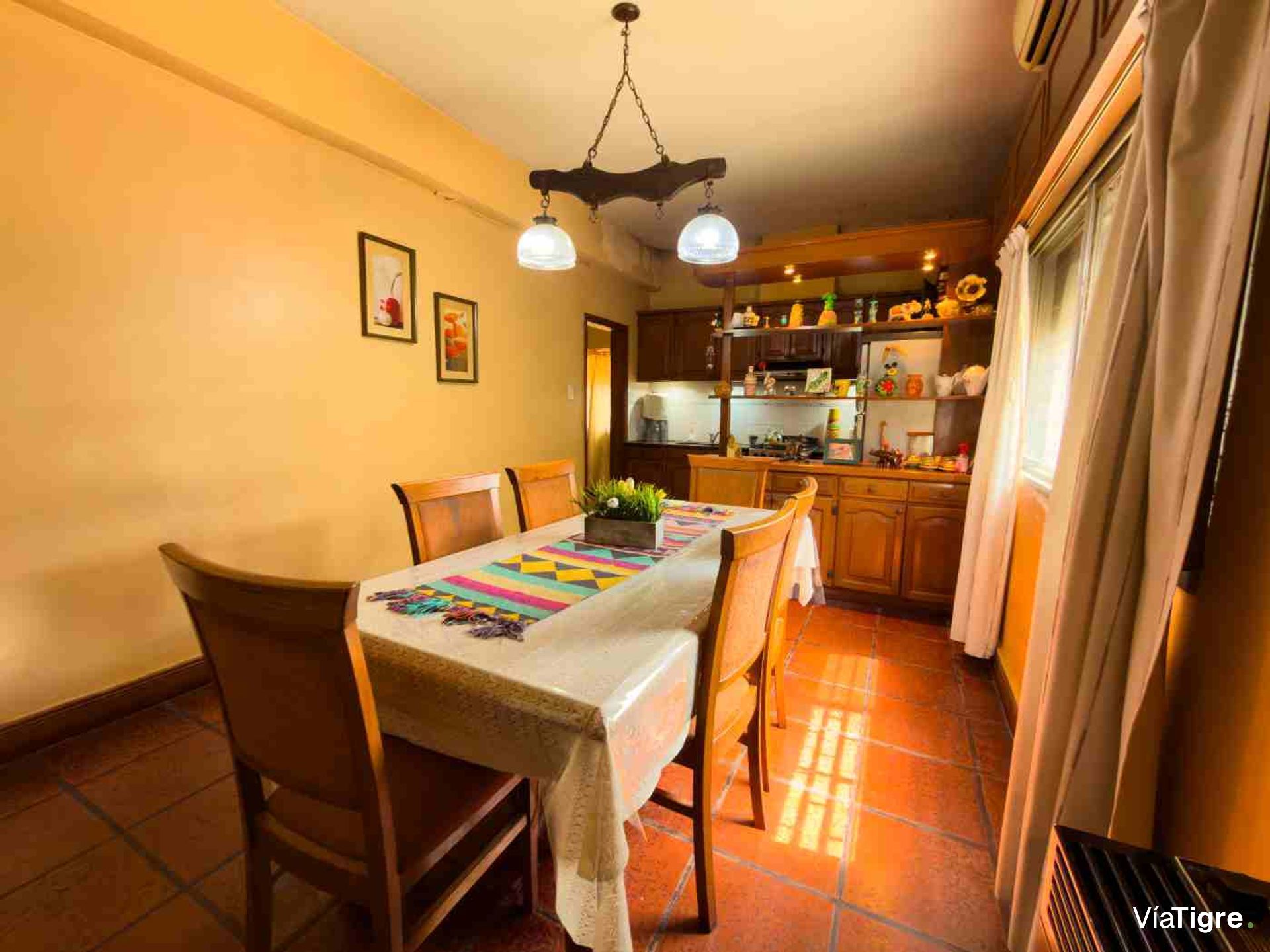 Casa En Venta 5 Ambientes - Don Torcuato C/Cochera