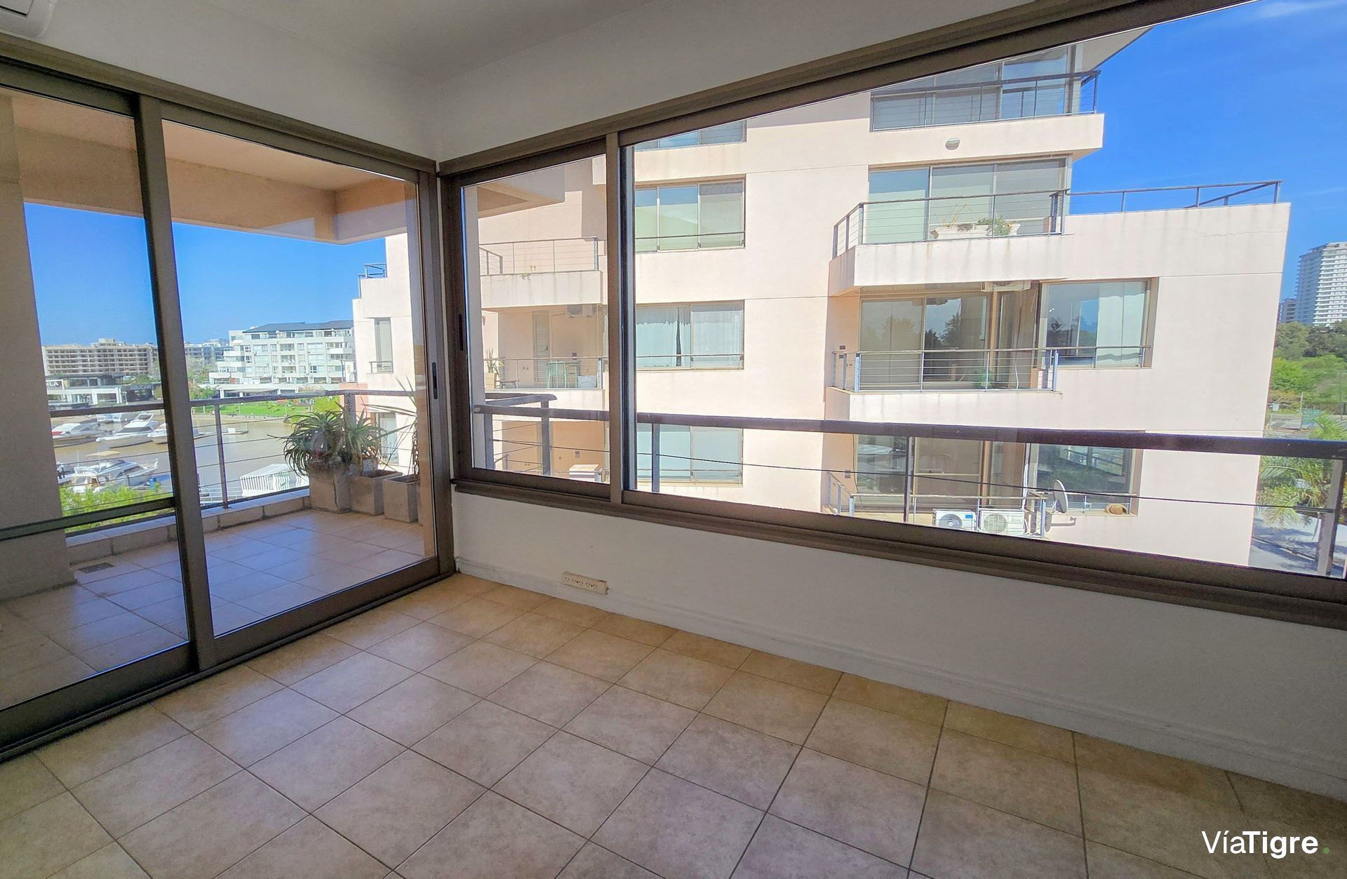 Alquiler departamento 2 ambientes Nordelta Cochera