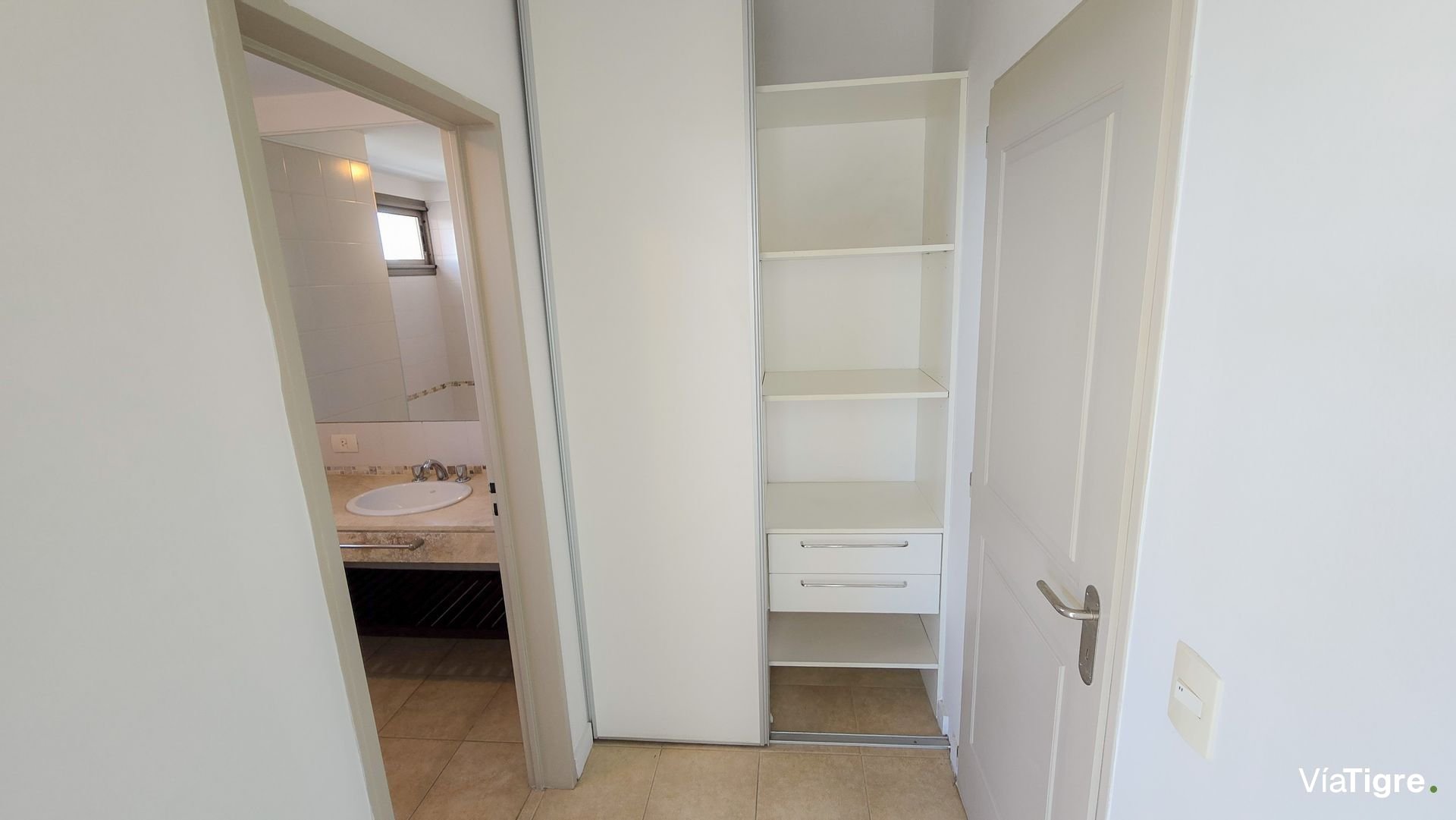 Alquiler departamento 2 ambientes Nordelta Cochera