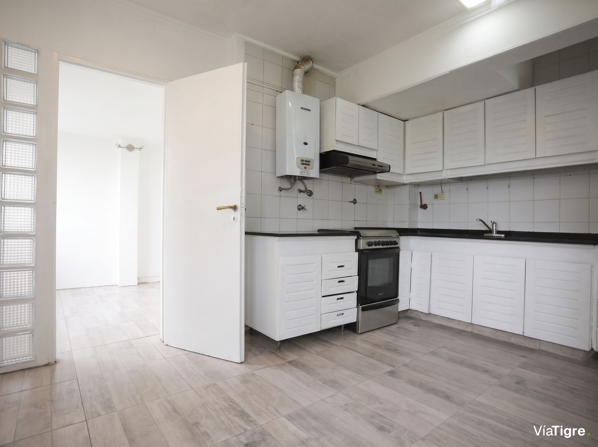 Venta Departamento 4 Amb Con Balcon- Vte. López