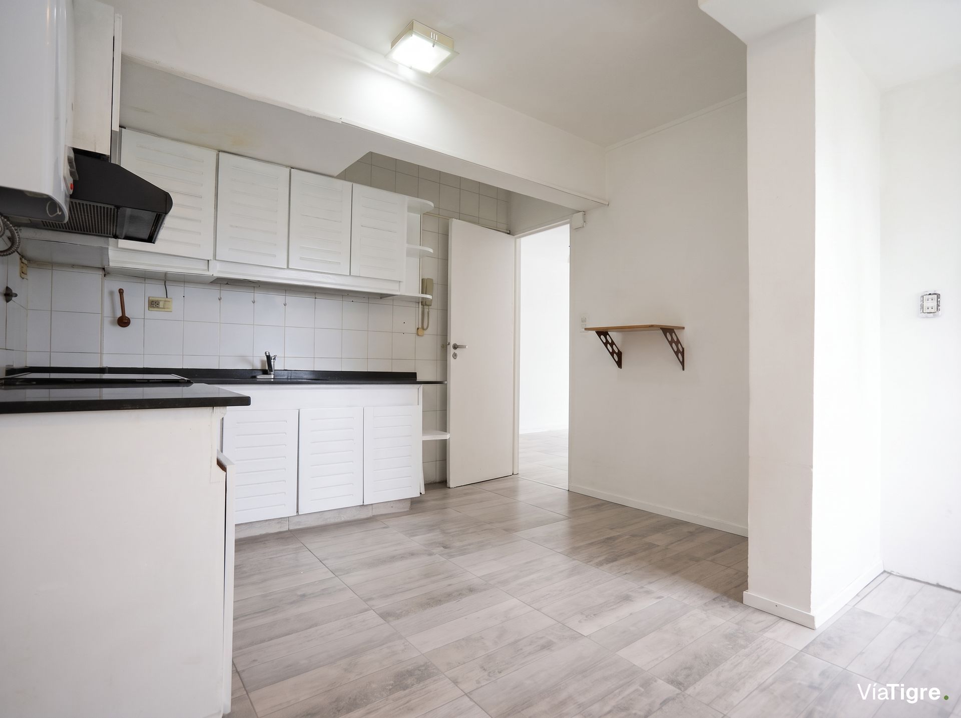 Venta Departamento 4 Amb Con Balcon- Vte. López