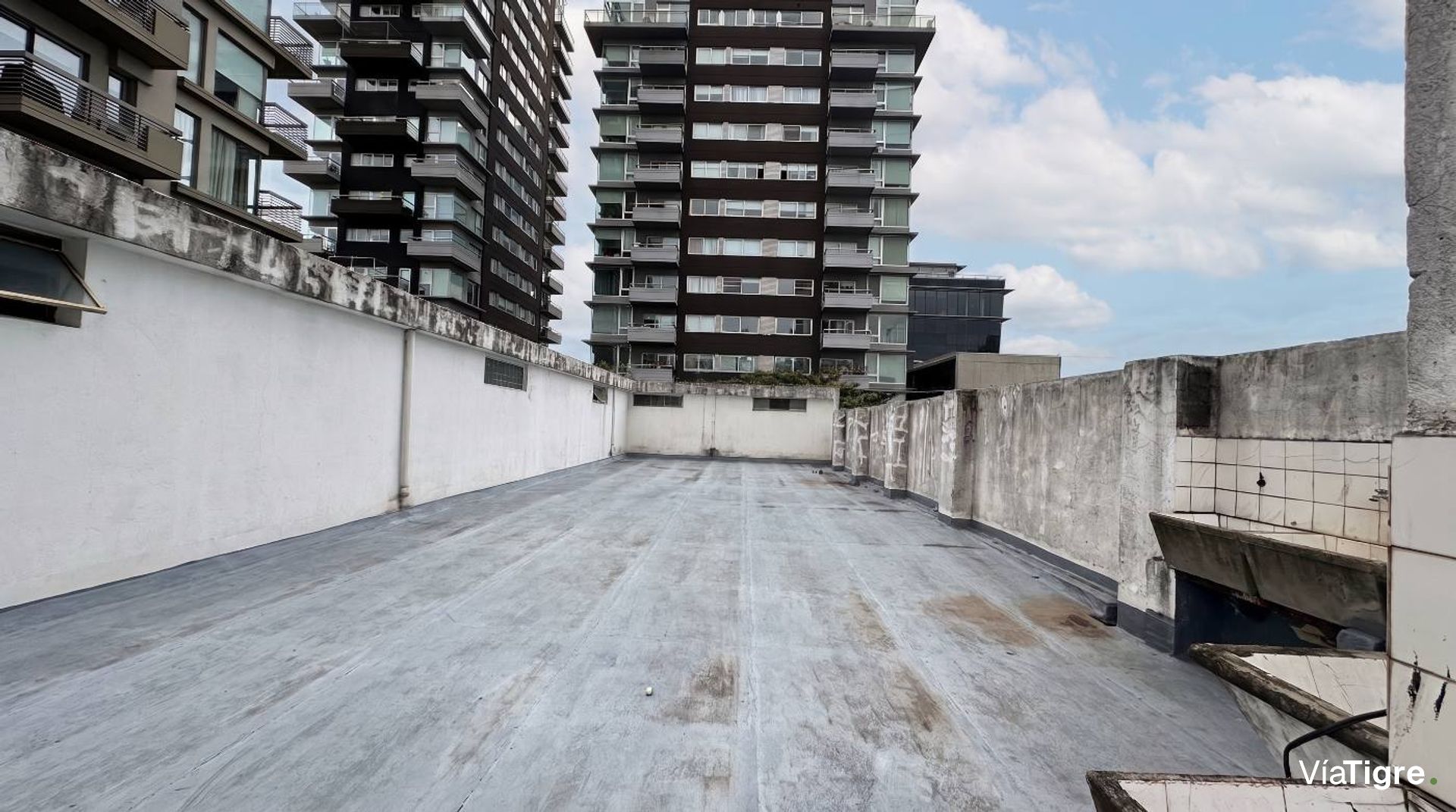 Venta Departamento 4 Amb Con Balcon- Vte. López