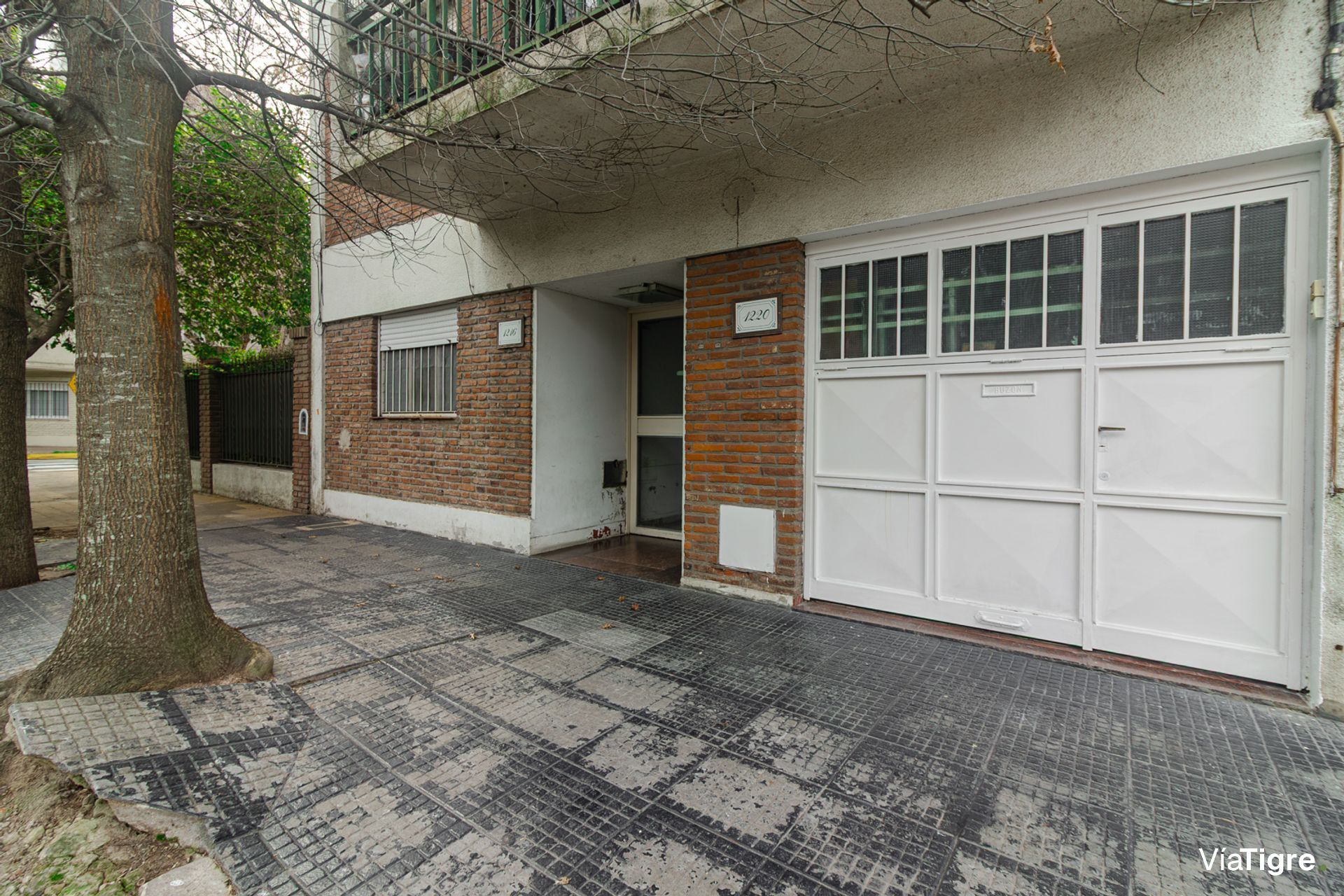 Venta Dpto En Pb 4 Amb En Acassuso- 2 Patios+ Coch