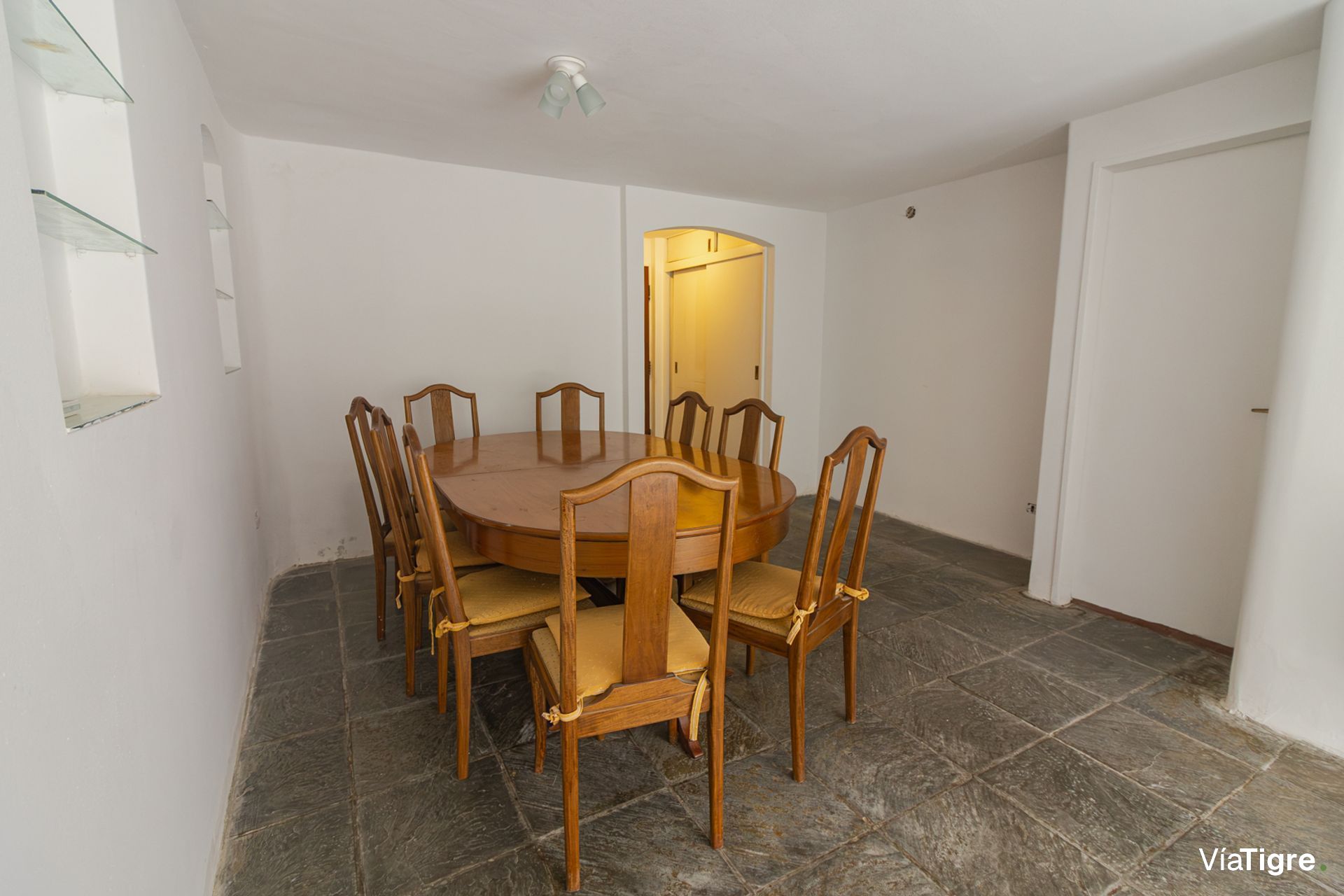 Venta Dpto En Pb 4 Amb En Acassuso- 2 Patios+ Coch