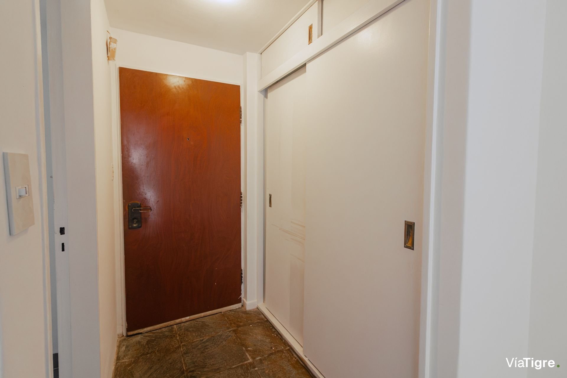 Venta Dpto En Pb 4 Amb En Acassuso- 2 Patios+ Coch