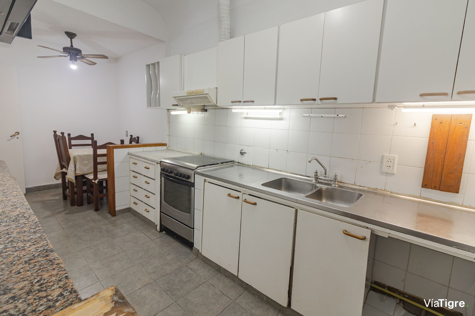 Venta Dpto En Pb 4 Amb En Acassuso- 2 Patios+ Coch