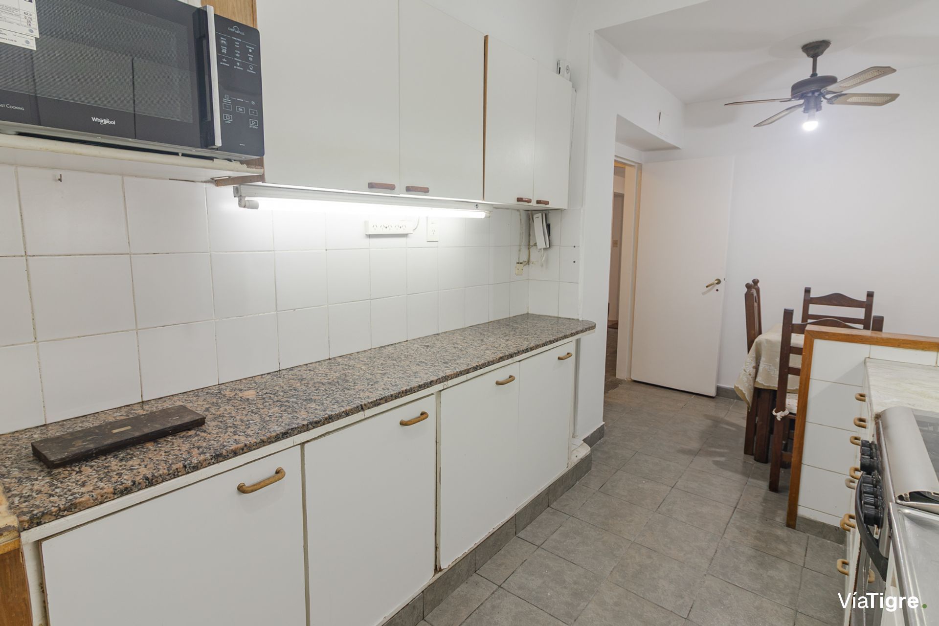 Venta Dpto En Pb 4 Amb En Acassuso- 2 Patios+ Coch