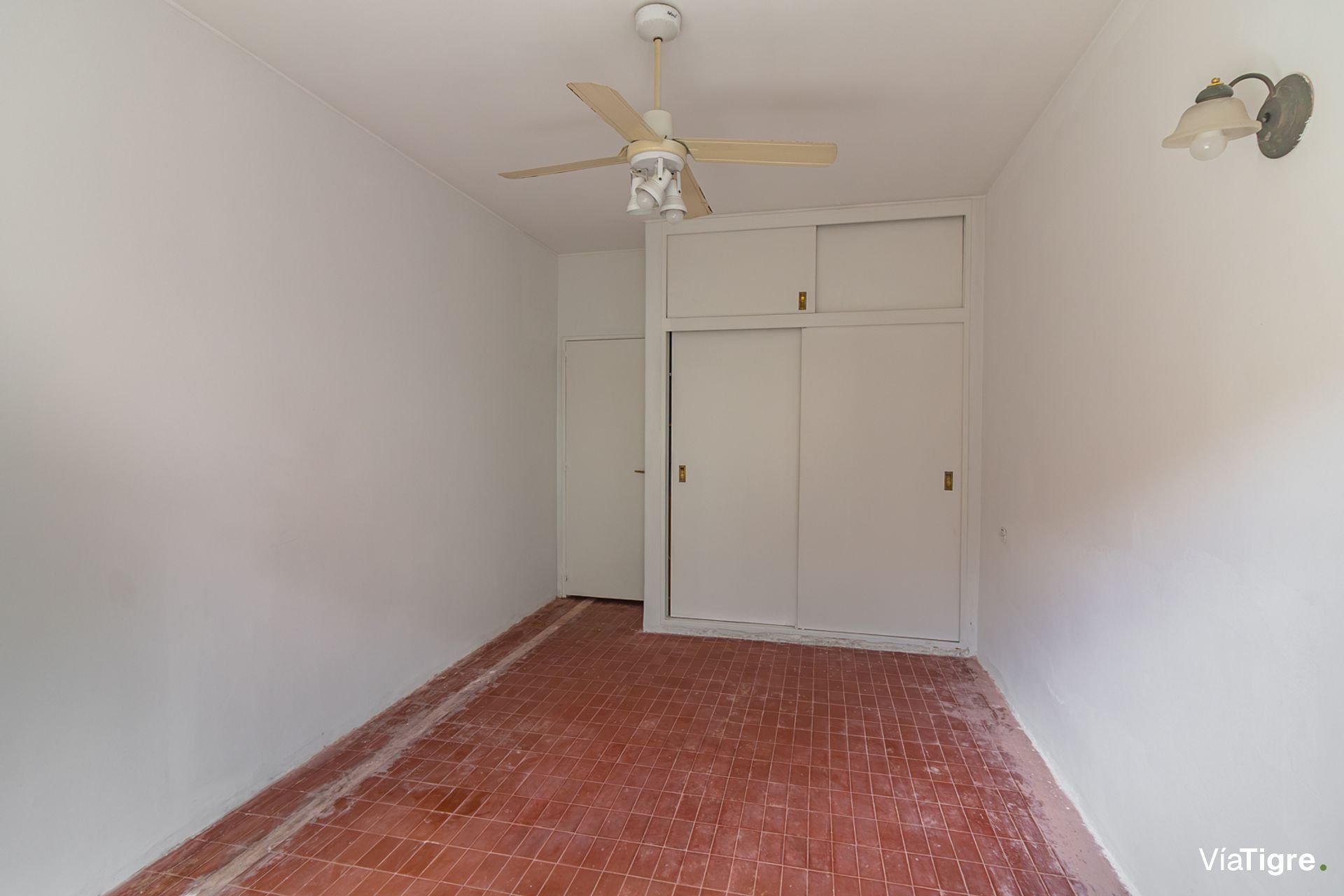 Venta Dpto En Pb 4 Amb En Acassuso- 2 Patios+ Coch