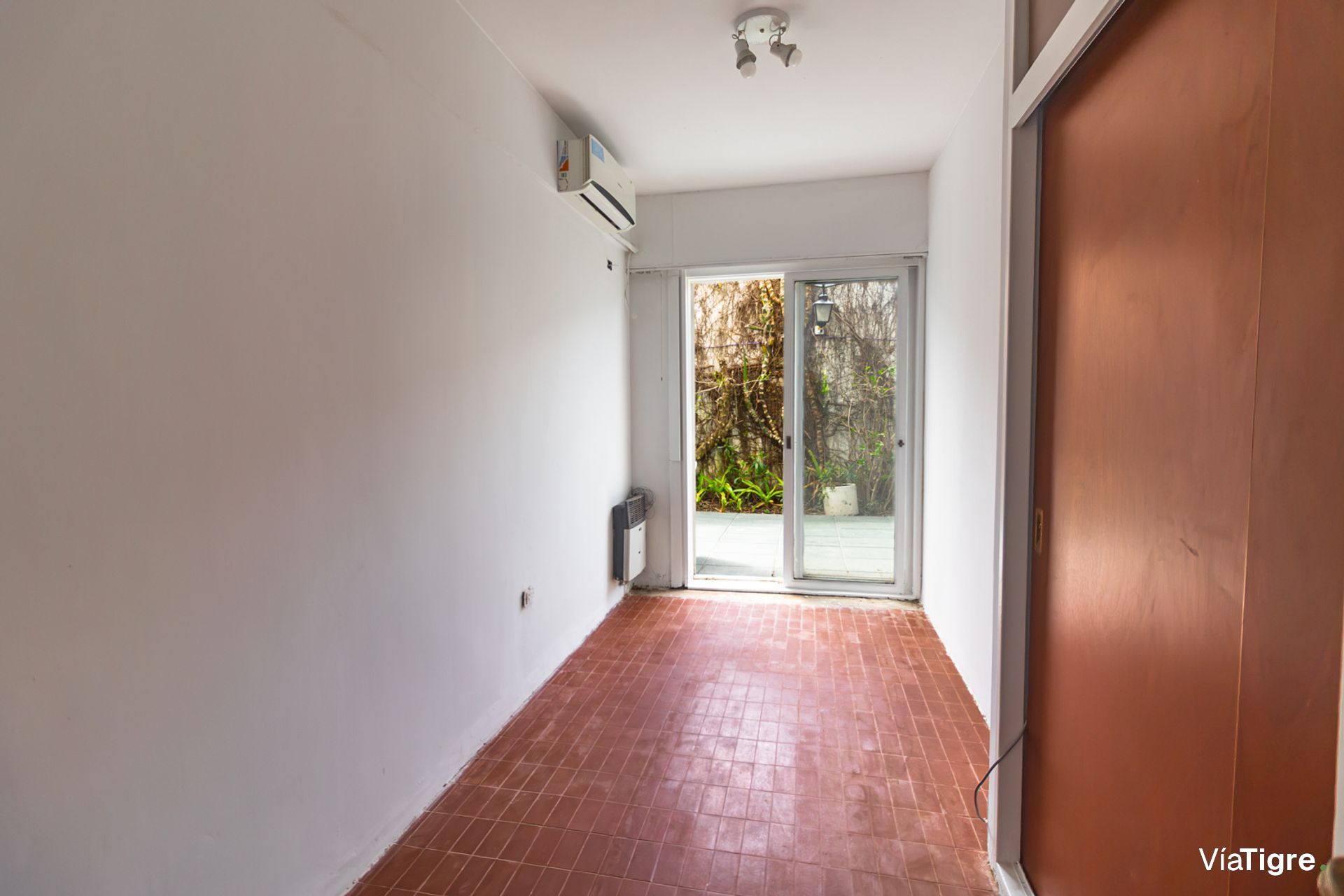 Venta Dpto En Pb 4 Amb En Acassuso- 2 Patios+ Coch