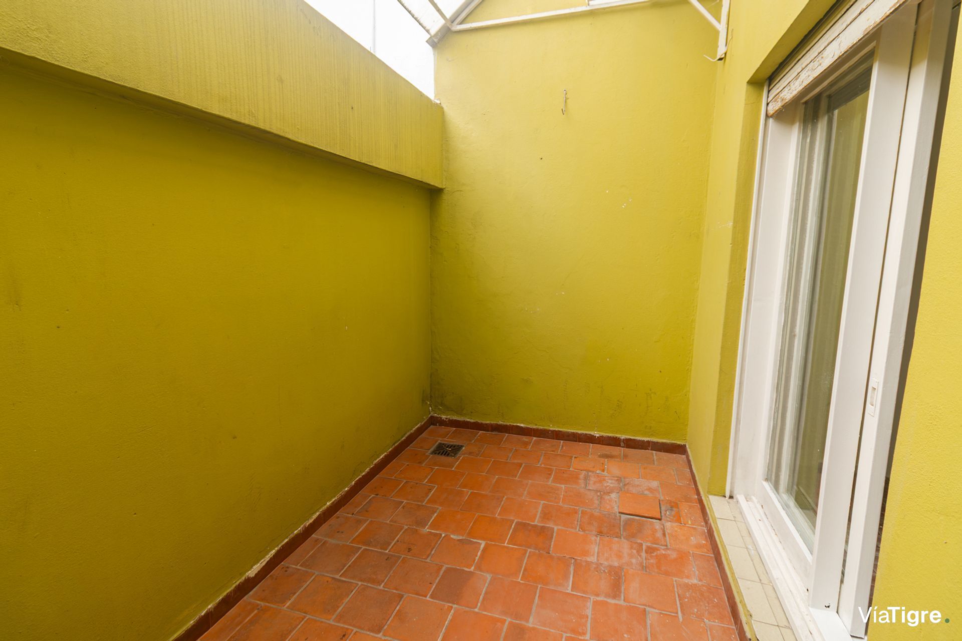 Venta Dpto En Pb 4 Amb En Acassuso- 2 Patios+ Coch