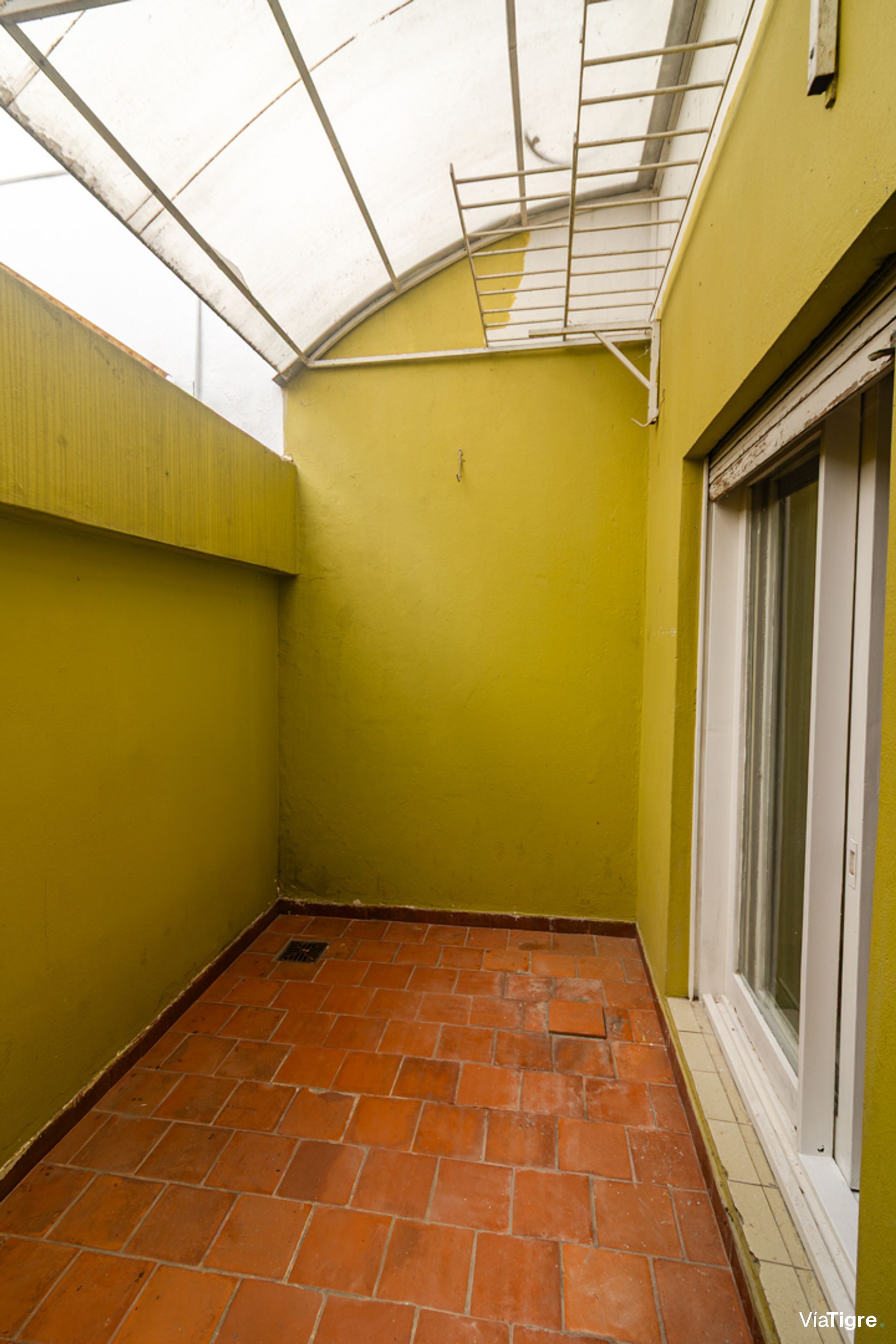 Venta Dpto En Pb 4 Amb En Acassuso- 2 Patios+ Coch