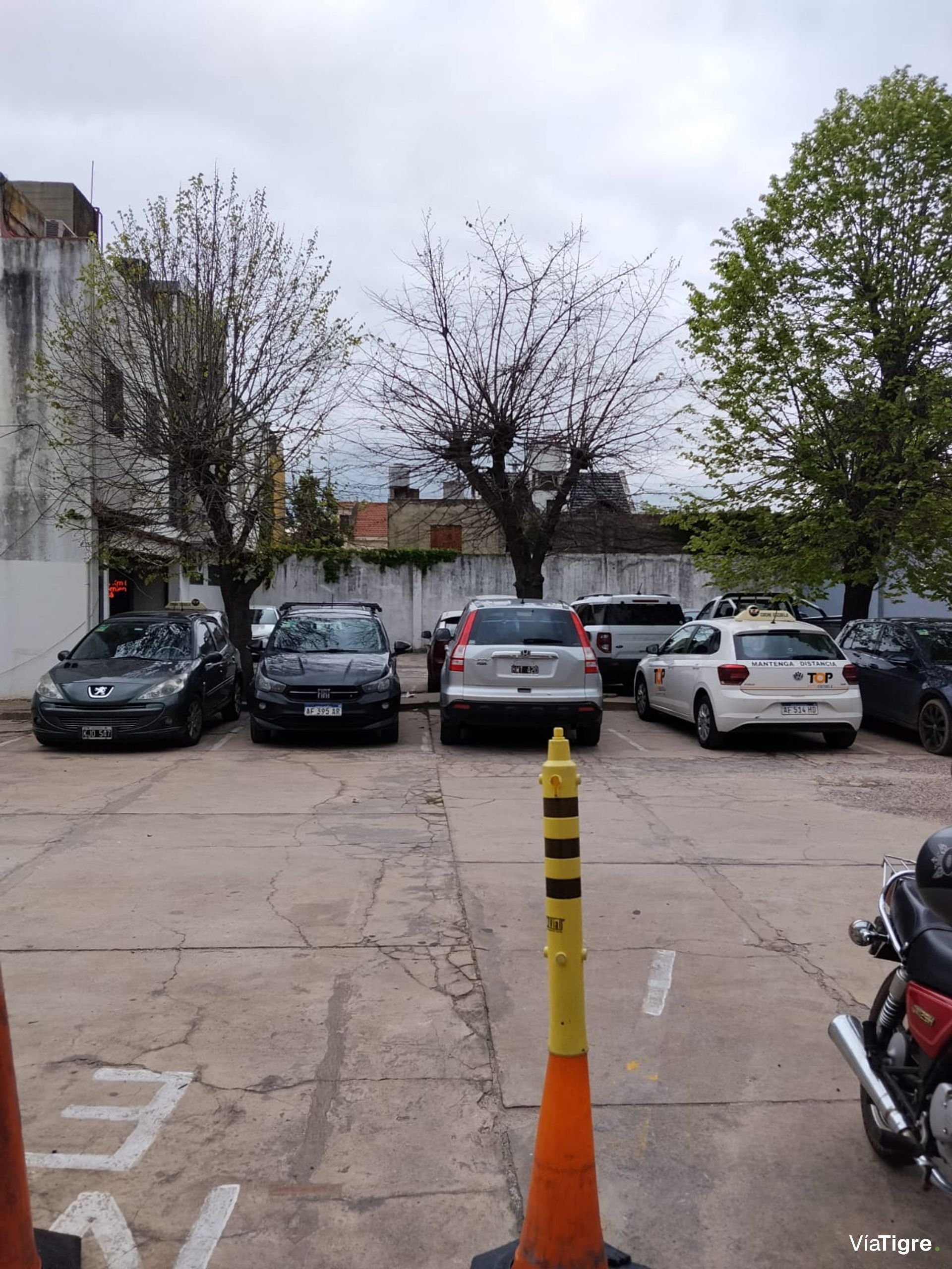 Alquiler Local Comercial En Galeria San Isidro