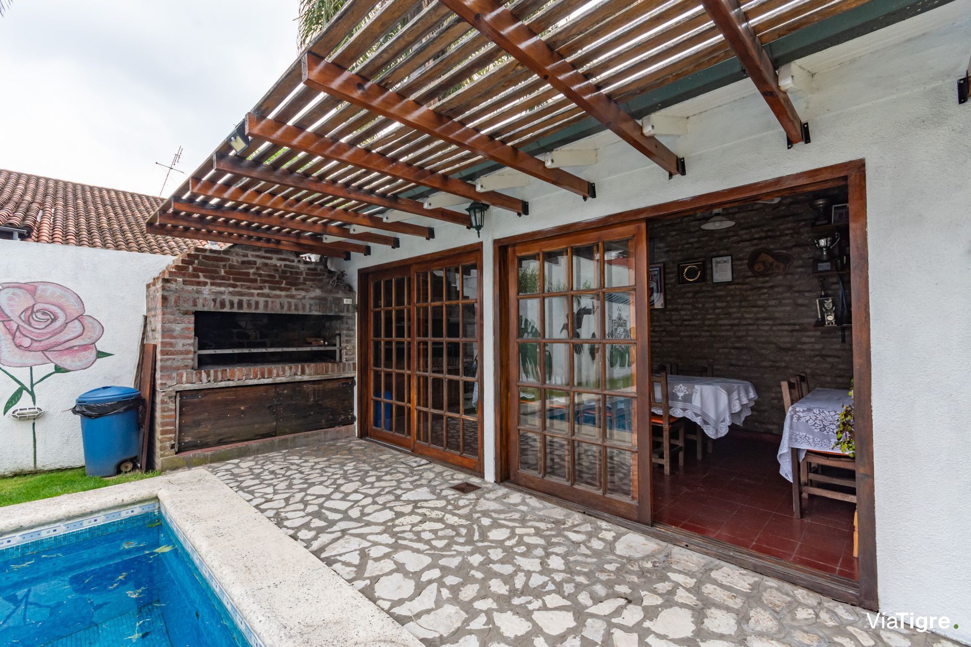 Venta Casa Lote Propio Jardin Pile Cochera Florida