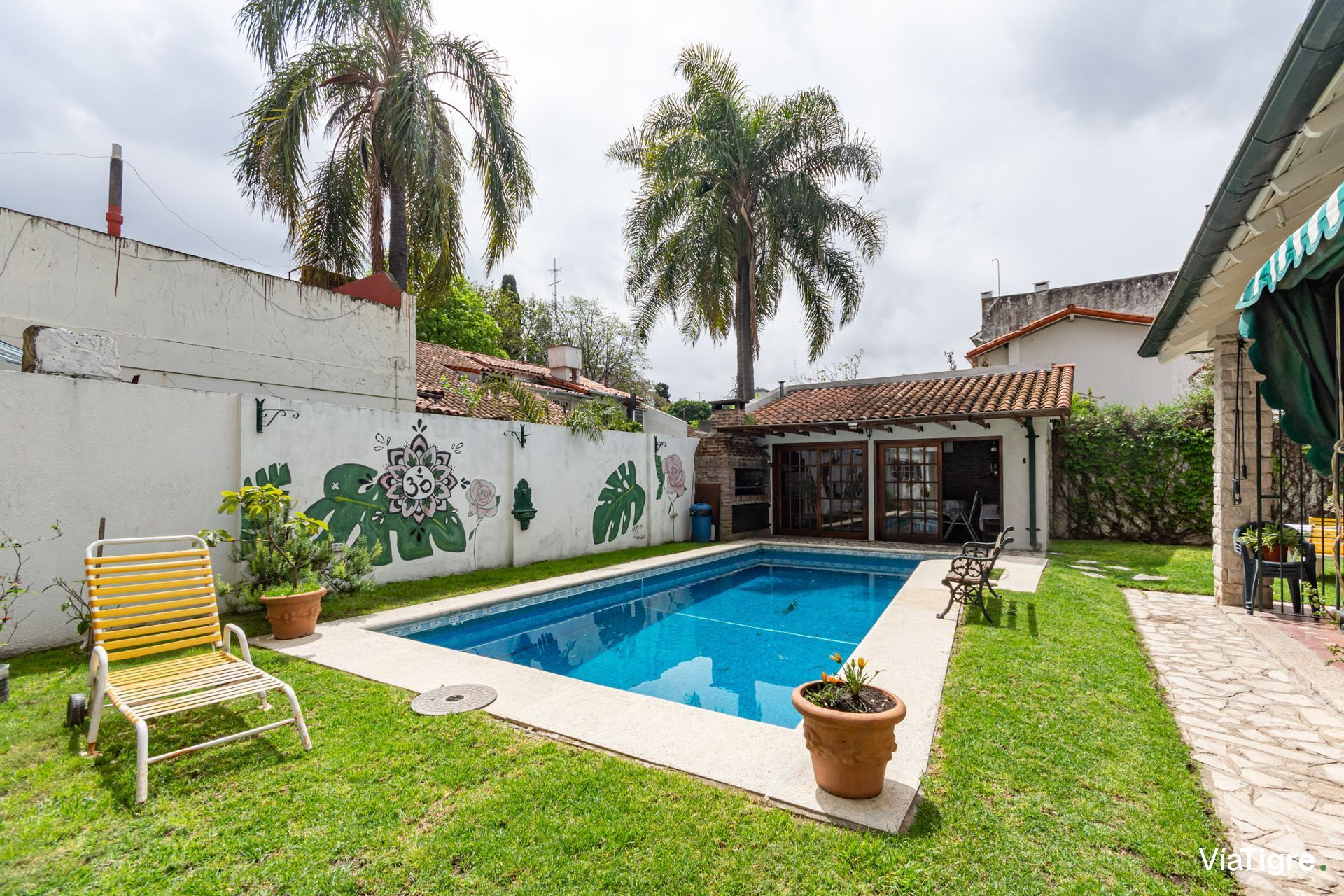 Venta Casa Lote Propio Jardin Pile Cochera Florida