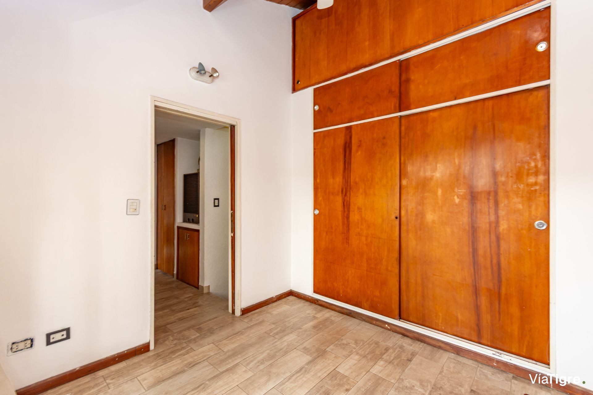 Venta Casa Lote Propio Jardin Pile Cochera Florida